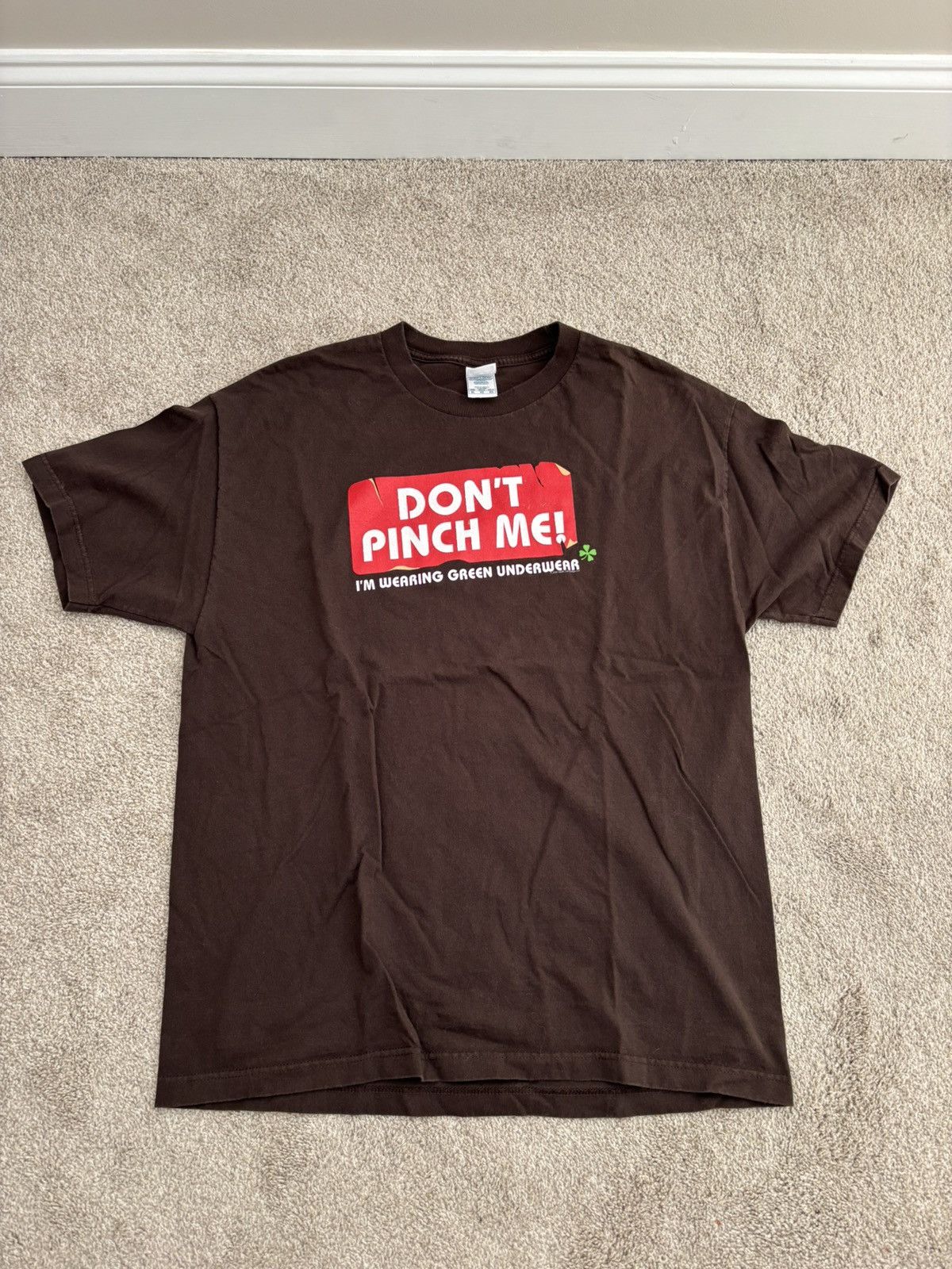 Vintage Vintage Don’t Pinch Me T Shirt Size US XL / EU 56 / 4 - 1 Thumbnail