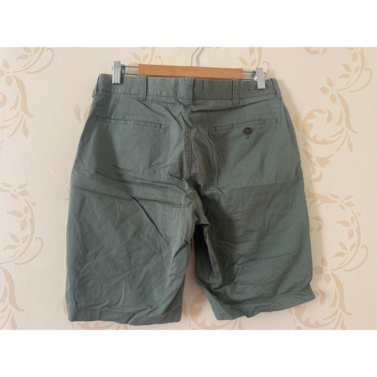 J.Crew Mens Size 31 J.Crew Stretch Army Green Shorts 31" x 10.5" Size US 31 - 3 Thumbnail