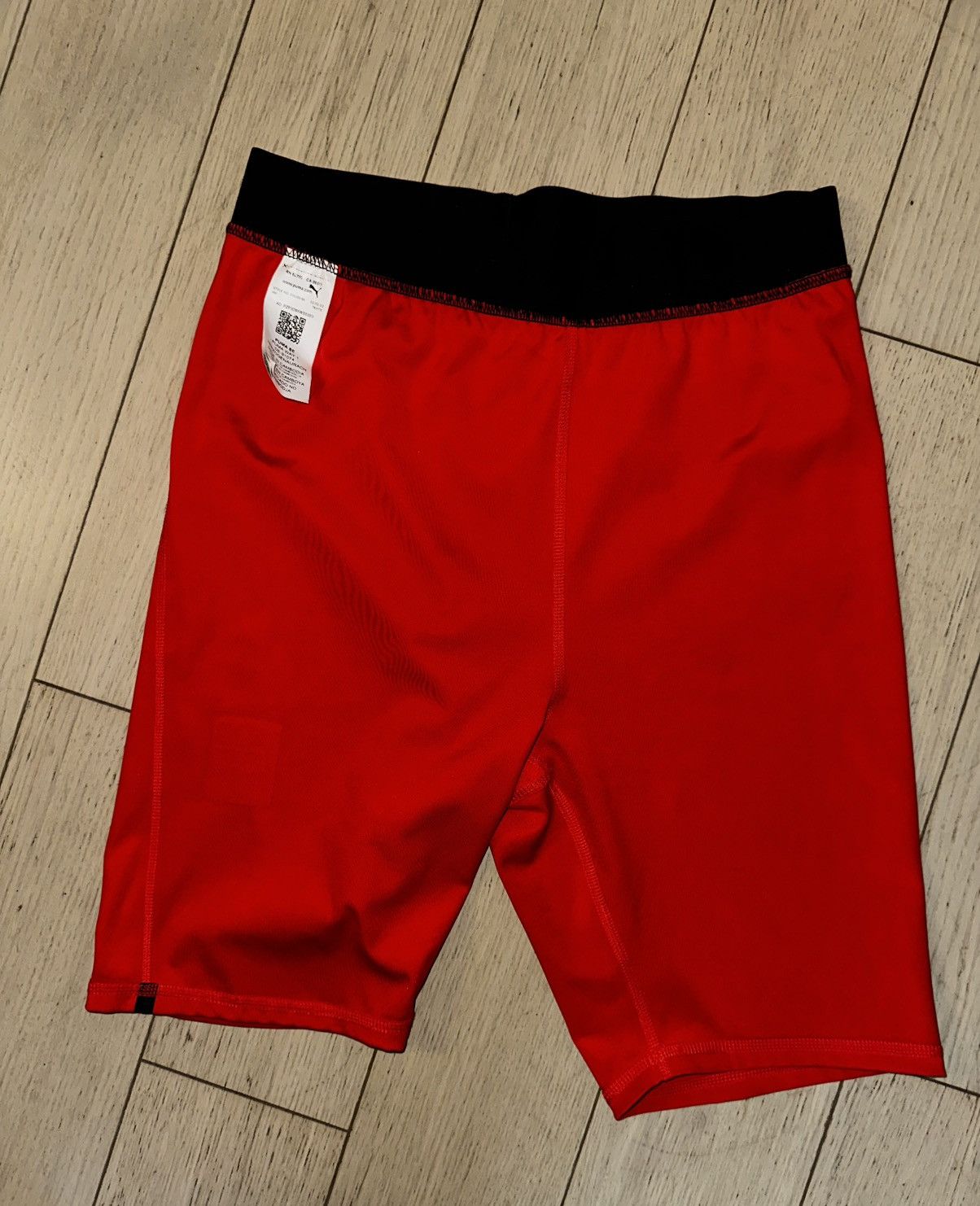 Puma PUMA X VOGUE TIGHT SHORTS Size 30" / US 8 / IT 44 - 6 Thumbnail
