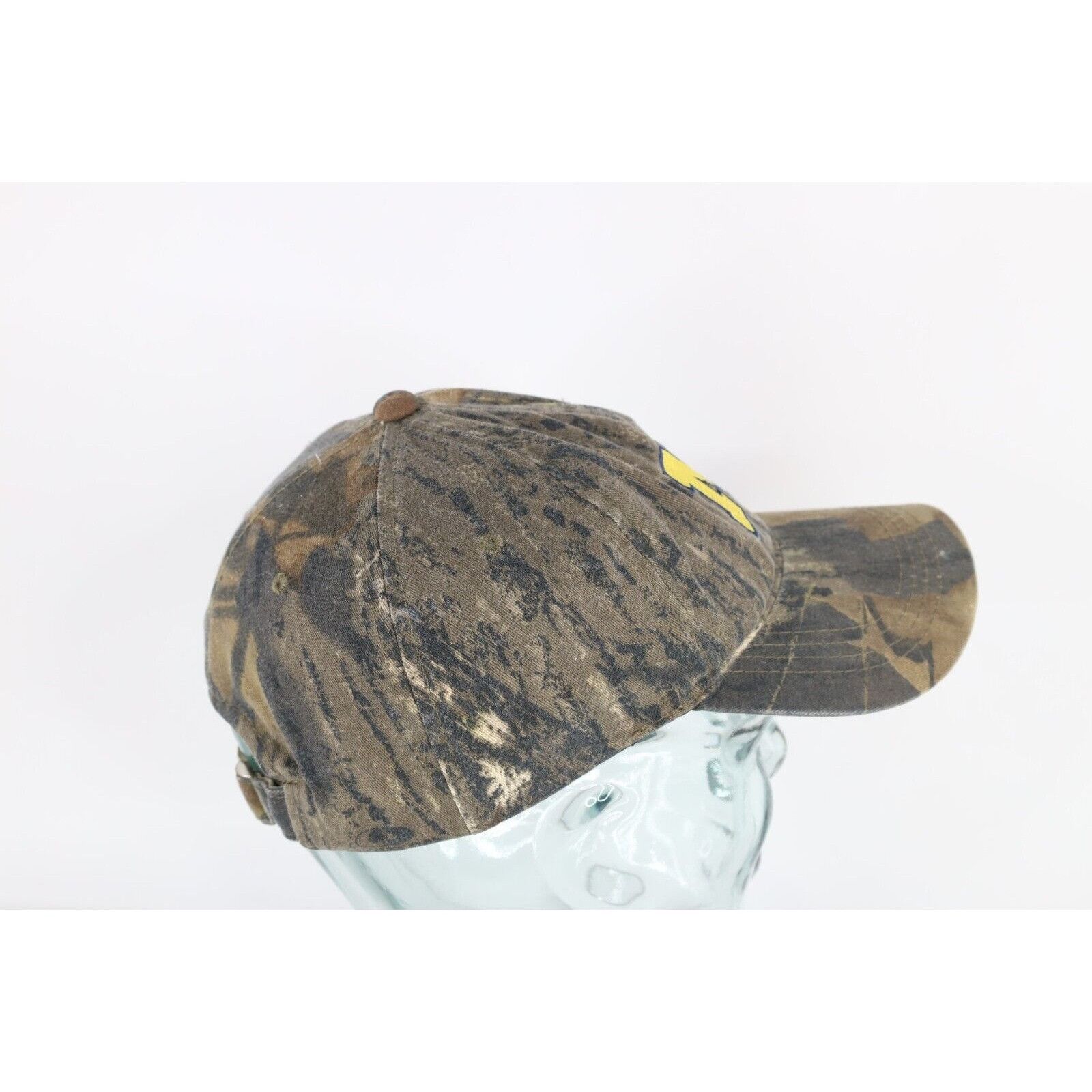 Vintage Vintage Distressed University of Michigan Camouflage Hat Size ONE SIZE - 8 Thumbnail