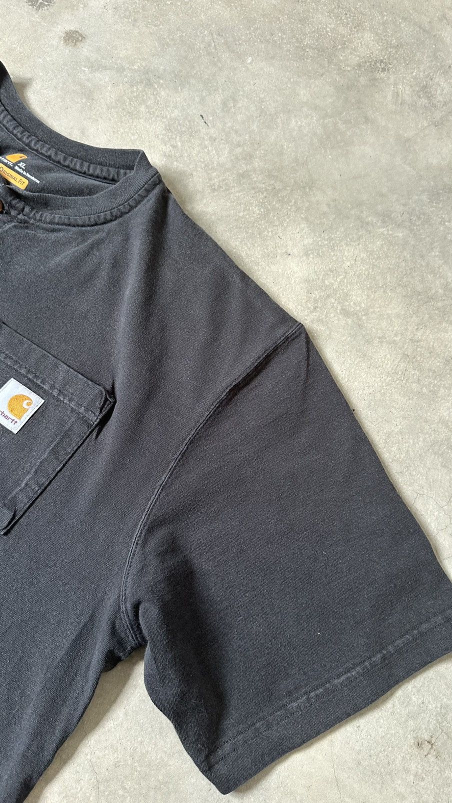Carhartt VINTAGE CARHARTT BUTTON POCKET TEE WELL FADED Size US XL / EU 56 / 4 - 3 Thumbnail