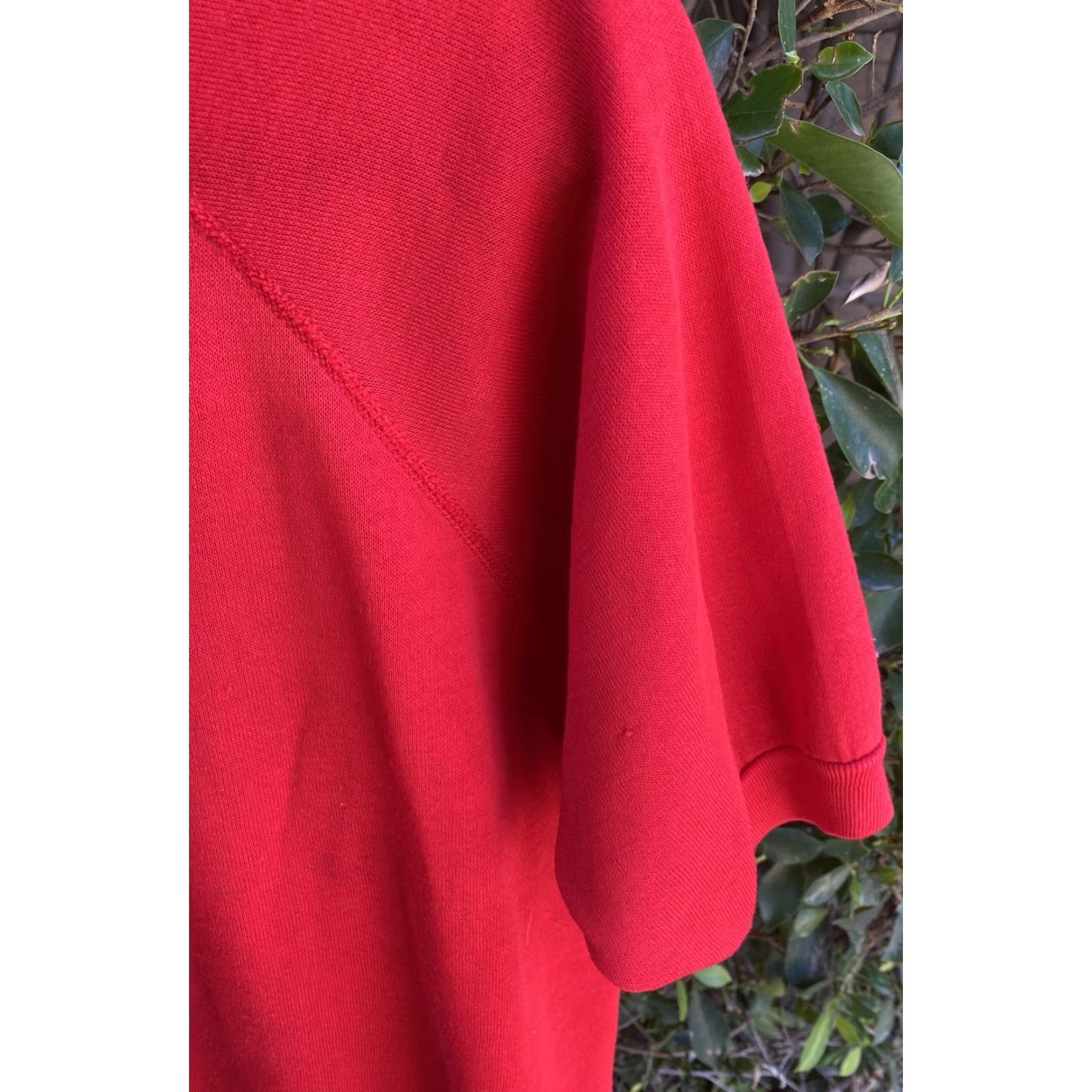 Vintage VINTAGE Short Sleeve Raglan Sweater Creslan Acrylic Worn Paint Stains Size L XL Red Mens Pullover Sweatshirt Size US XL / EU 56 / 4 - 6 Thumbnail