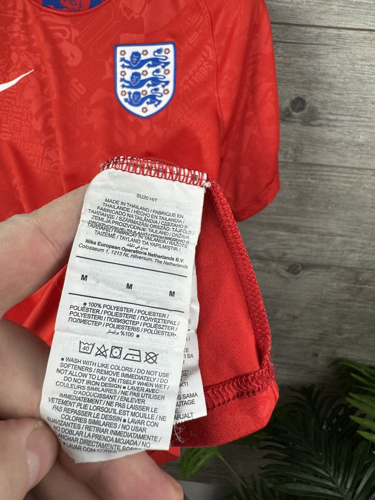 Nike Nike England Soccer Jersey Football Shirt Size M Size US M / EU 48-50 / 2 - 6 Thumbnail