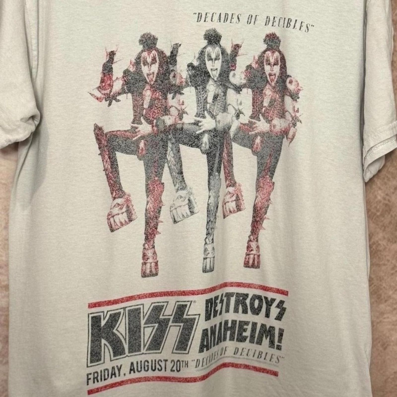 KISS KISS Destroys Anaheim L Decades of Decibels Rock Tour Tee Size US L / EU 52-54 / 3 - 4 Thumbnail