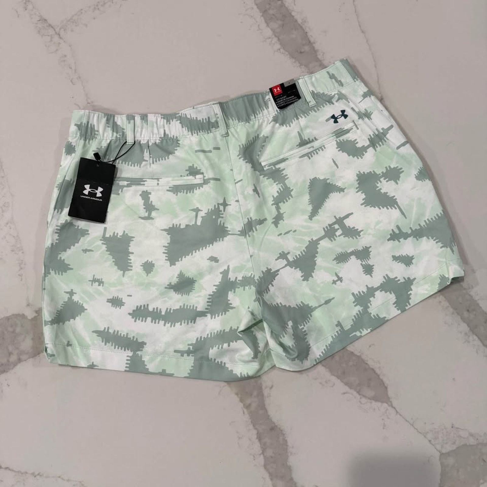 Under Armour Under Armour NWT Links Printed Performance Shorts Womens 16 Size 38" / US 16 / IT 52 - 5 Thumbnail