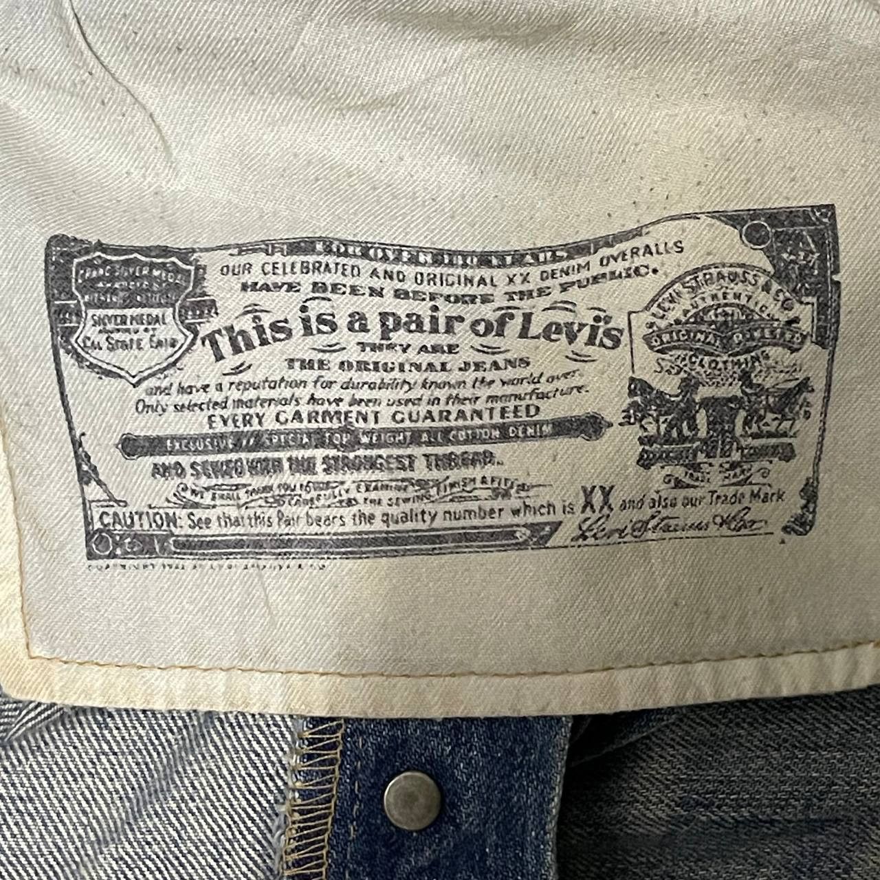 Levi's Vintage Levis 501 Distressed Denim Straight Leg Button Fly Size US 34 / EU 50 - 11 Thumbnail