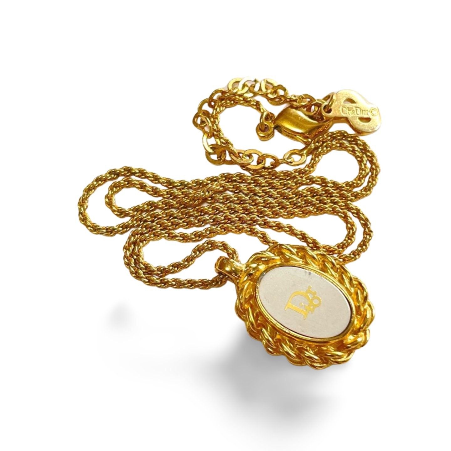 Dior Vintage Christian Dior oval shape pendant top necklace Size ONE SIZE - 5 Thumbnail