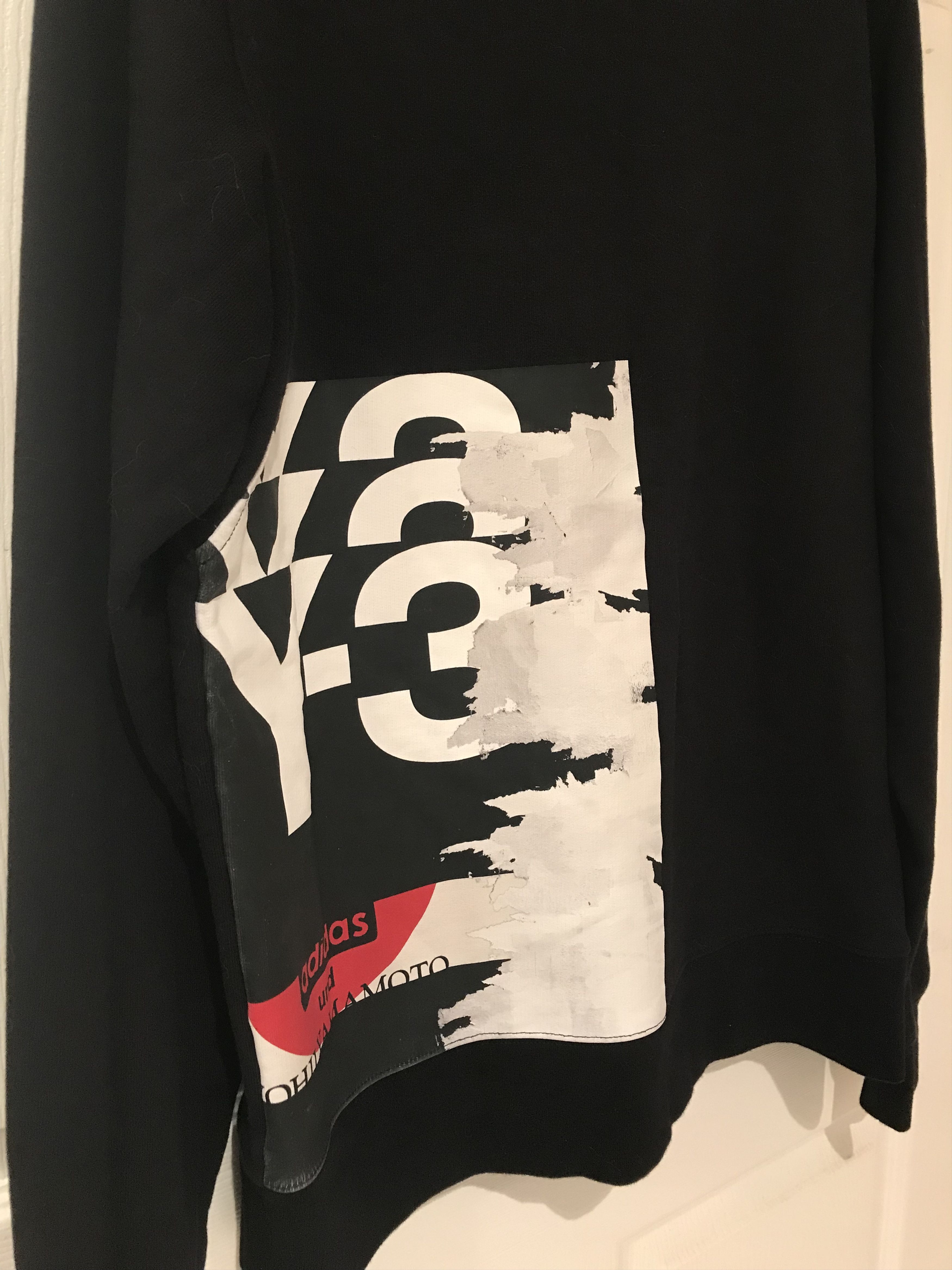 Adidas × Y-3 × Yohji Yamamoto Y-3 Yohji Yamamoto Asymmetrical Glitch Graphic Logo Sweater Size US M / EU 48-50 / 2 - 4 Thumbnail