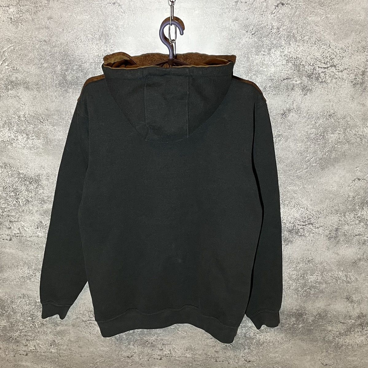 Carhartt Vintage Carhartt Faded Hoodie Small Black Camo Logo Y2K Rare Size US S / EU 44-46 / 1 - 12 Thumbnail
