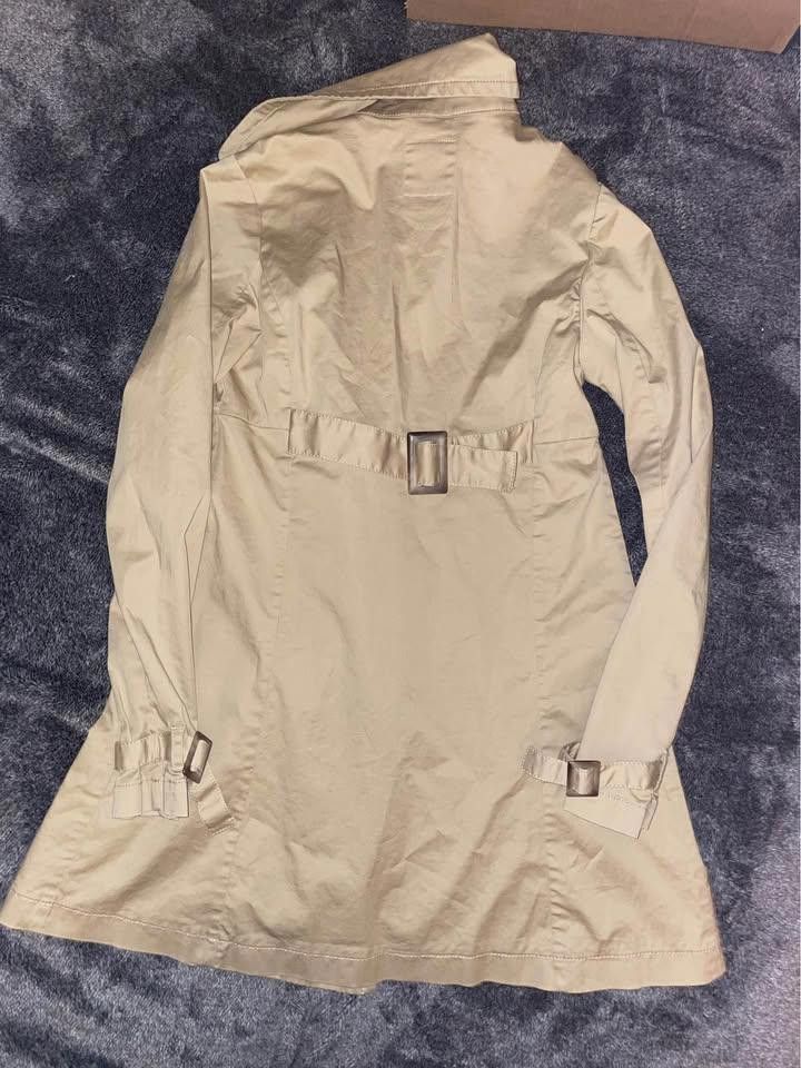 Designer Creamy Colored Trench Coat Style Jacket Size ONE SIZE - 3 Thumbnail
