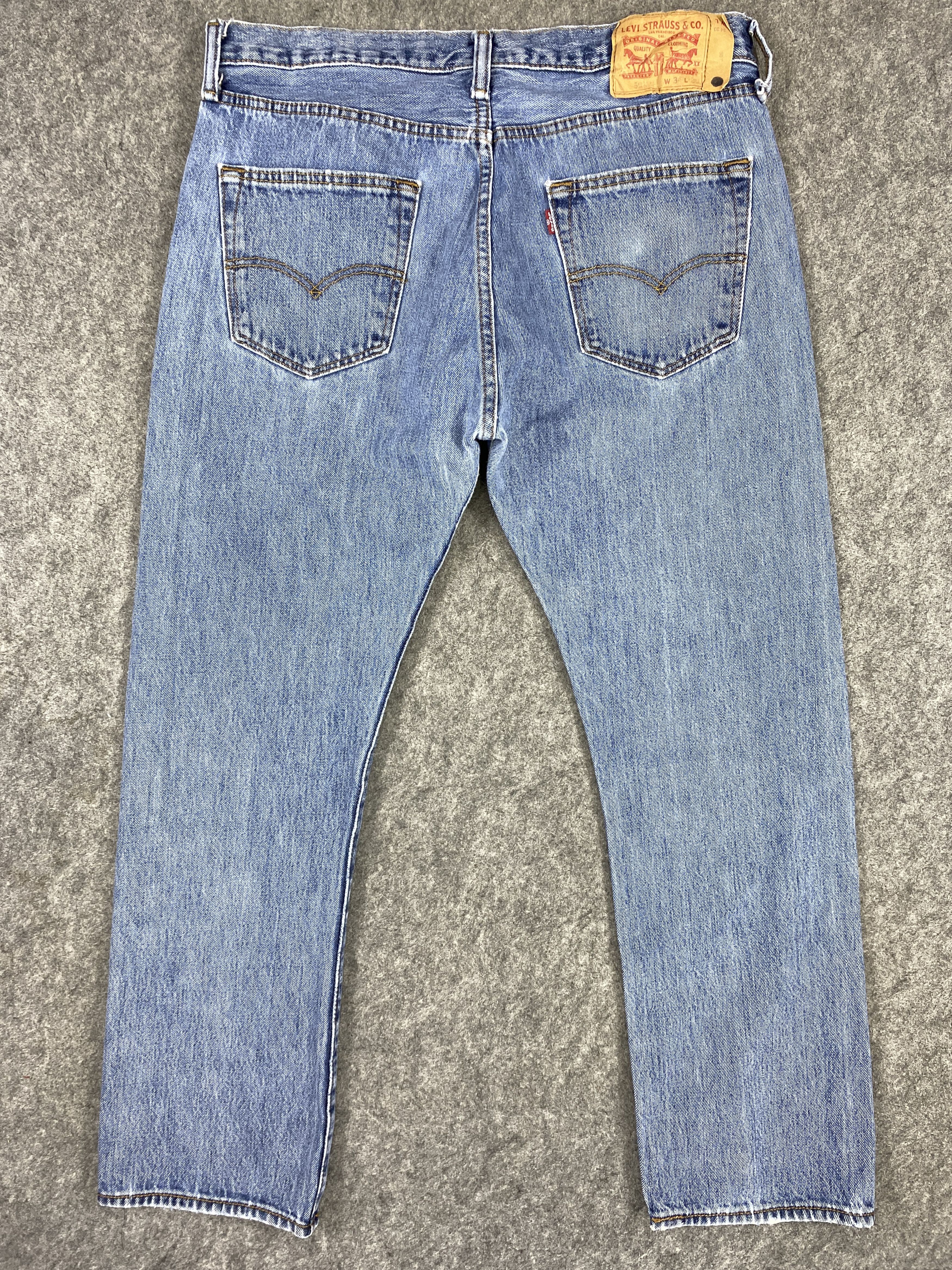 Levi's Blue Vintage Levi's 501 Jeans 35x29 Denim -JN1561 Size US 35 - 2 Thumbnail