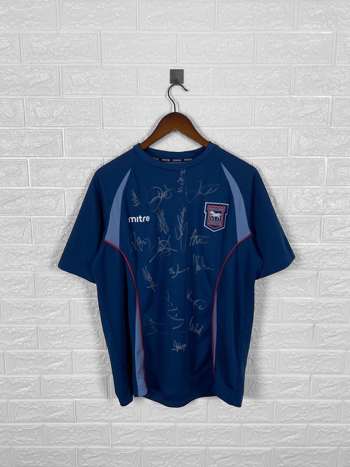 Pre-owned Jersey X Soccer Jersey Vintage Mitre Ipswich Town Soccer Jersey With Autographs In Blue