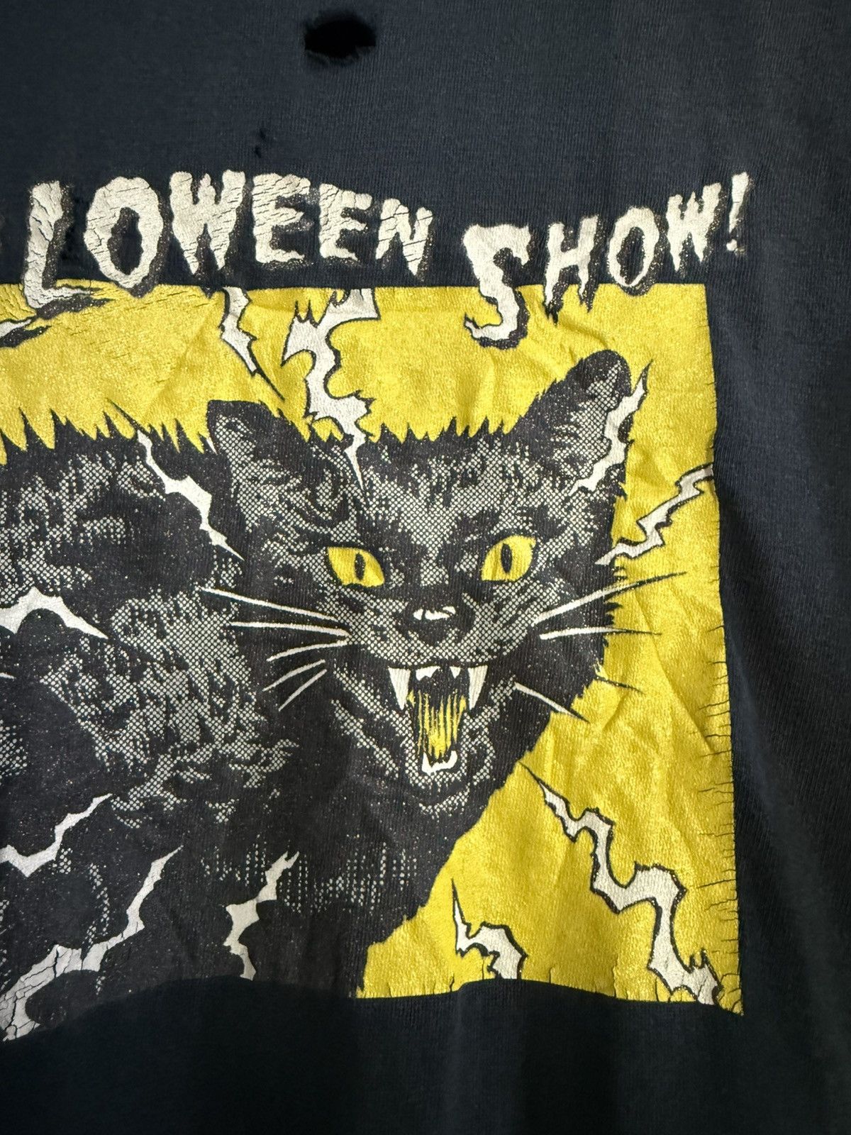 Other Thrashed Vintage Loft Halloween Show Horror Tee Size US M / EU 48-50 / 2 - 4 Thumbnail