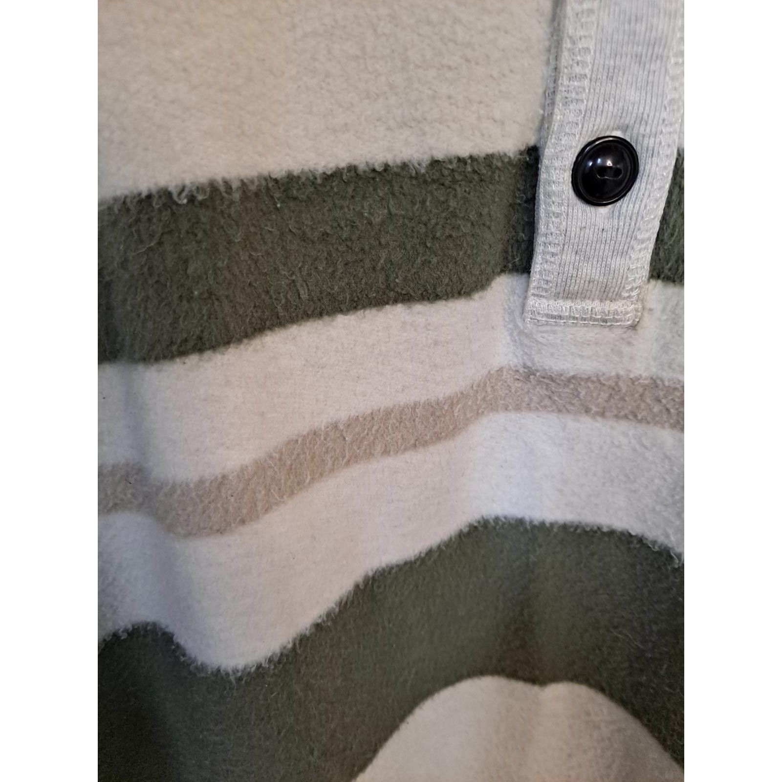 Chaps Chaps 4 Button White with Green and Tan Striped Sweater Size Size US L / EU 52-54 / 3 - 3 Thumbnail