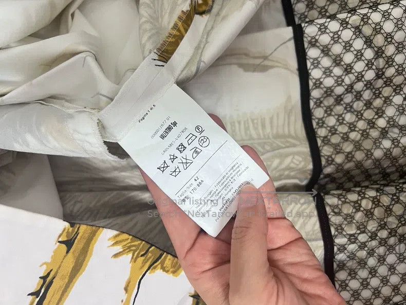 Valentino Valentino dress Size M / US 6-8 / IT 42-44 - 4 Thumbnail
