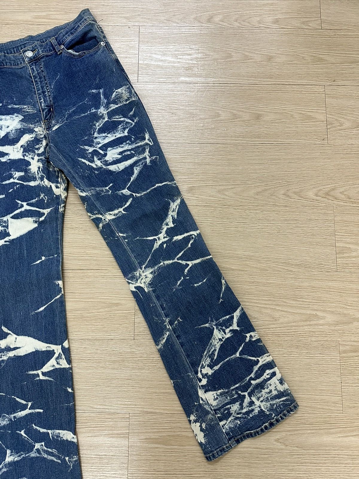 Hysteric Glamour × Japanese Brand Japanese Brand Bleach Flared Jeans Hysteric Glamour Size US 28 / EU 44 - 6 Thumbnail