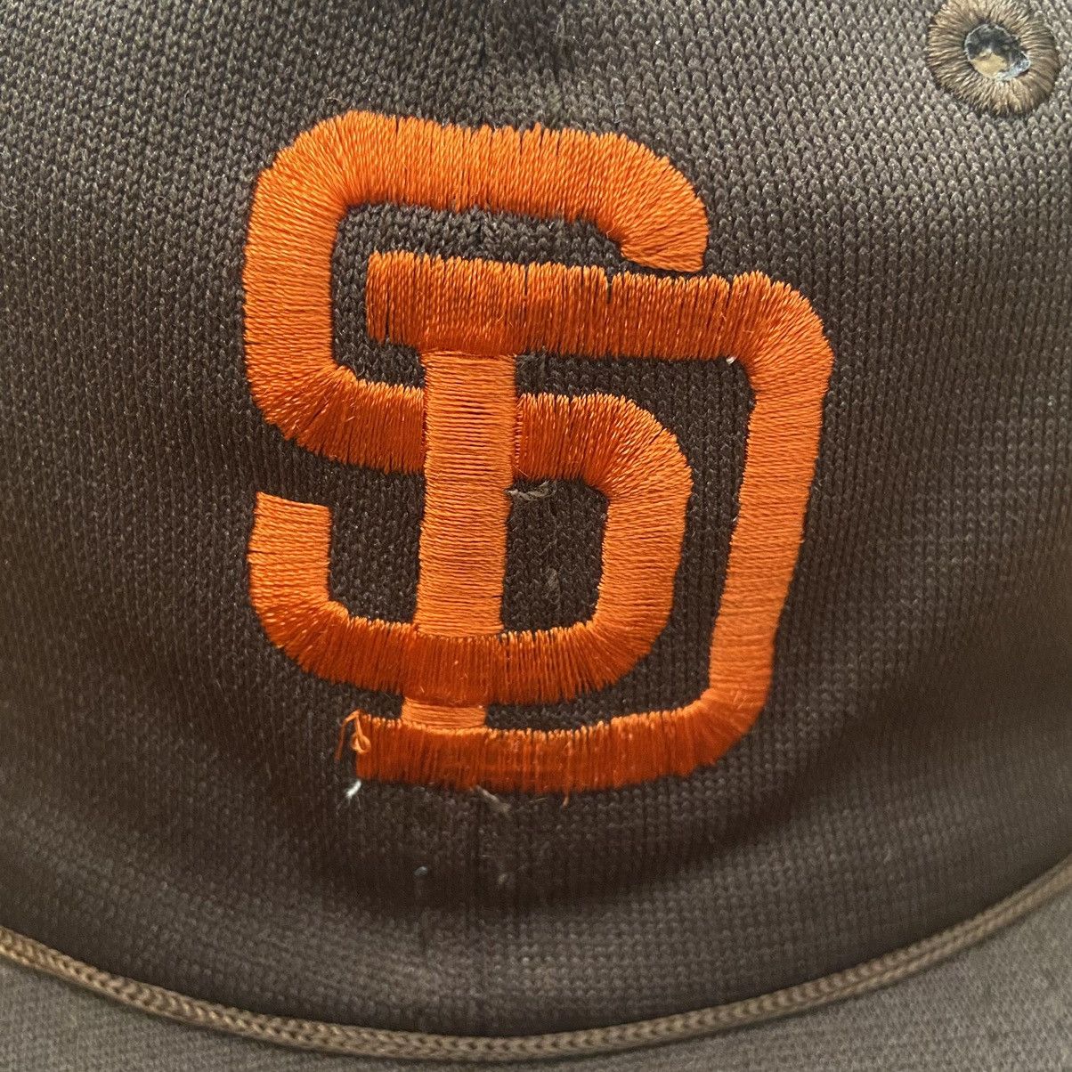 MLB × Vintage Vintage MLB Men’s San Diego Padres Logo Trucker Hat Size ONE SIZE - 8 Thumbnail