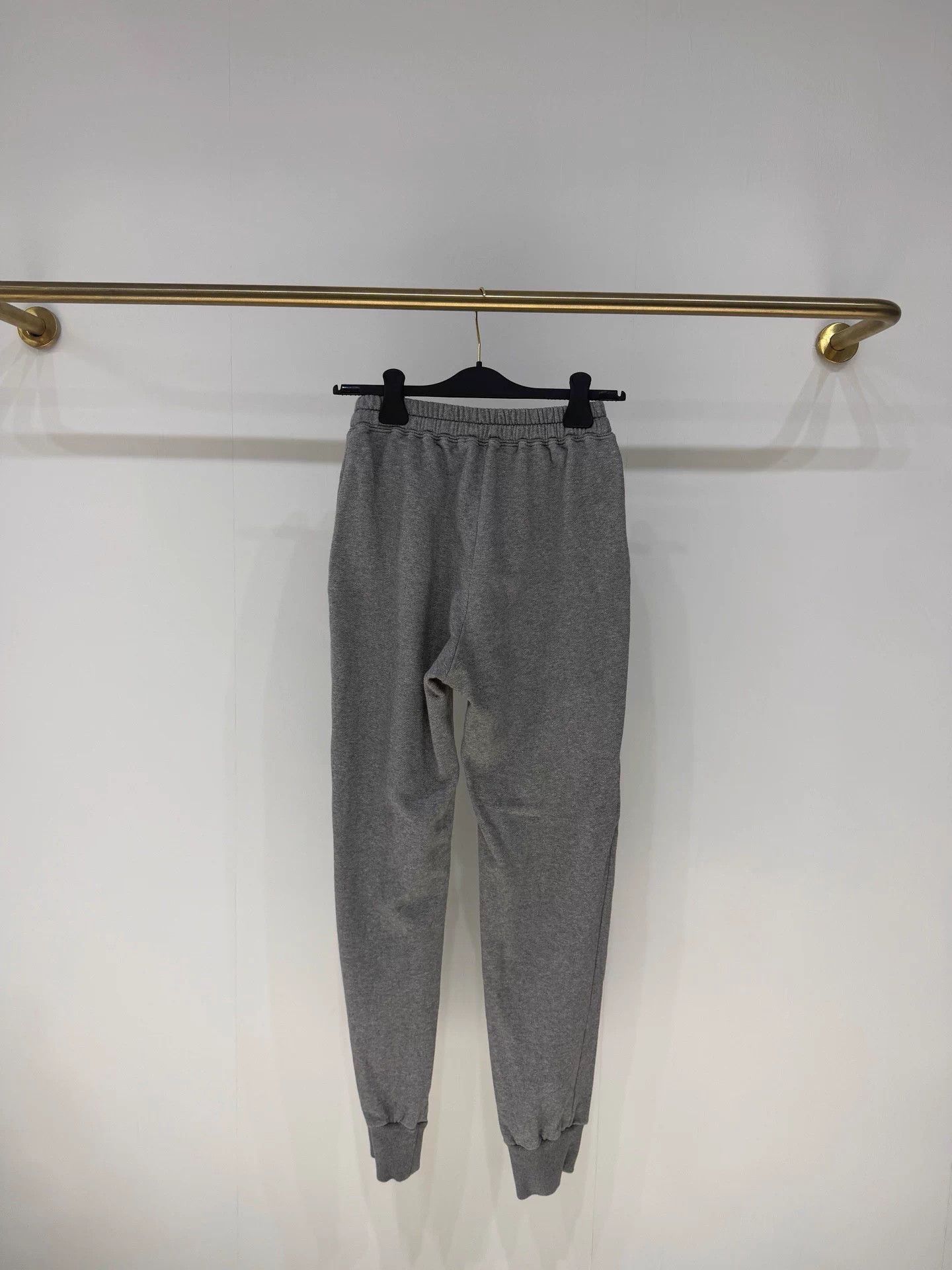 Louis Vuitton LV Embroidered Letter Sweatpants 99 New S Size 25" / US 0 / IT 36 - 5 Thumbnail