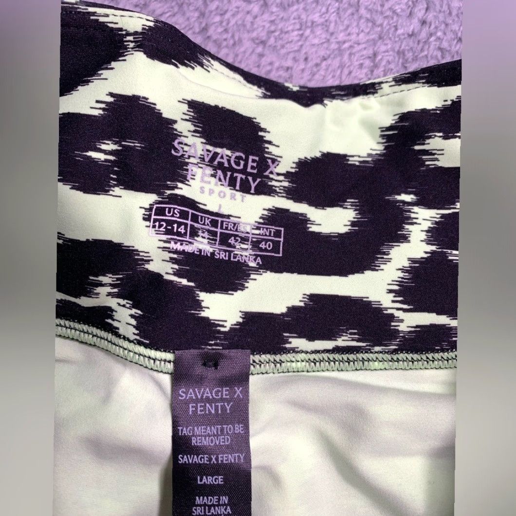 Vintage Savage x fenty sport Leopard Print Leggings in Neon Green and Black Size 34" / US 12 / IT 48 - 4 Thumbnail