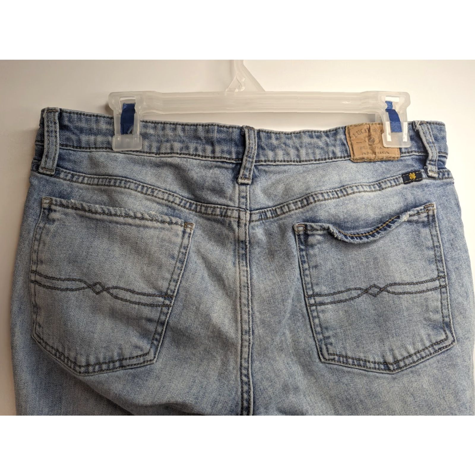 Lucky Brand Lucky Brand Jeans Women 10 Straight Blue Cotton Blend Medium Wash 31in Inseam 32in Waist 30in 7WD10581 Size 32" / US 10 / IT 46 - 7 Thumbnail