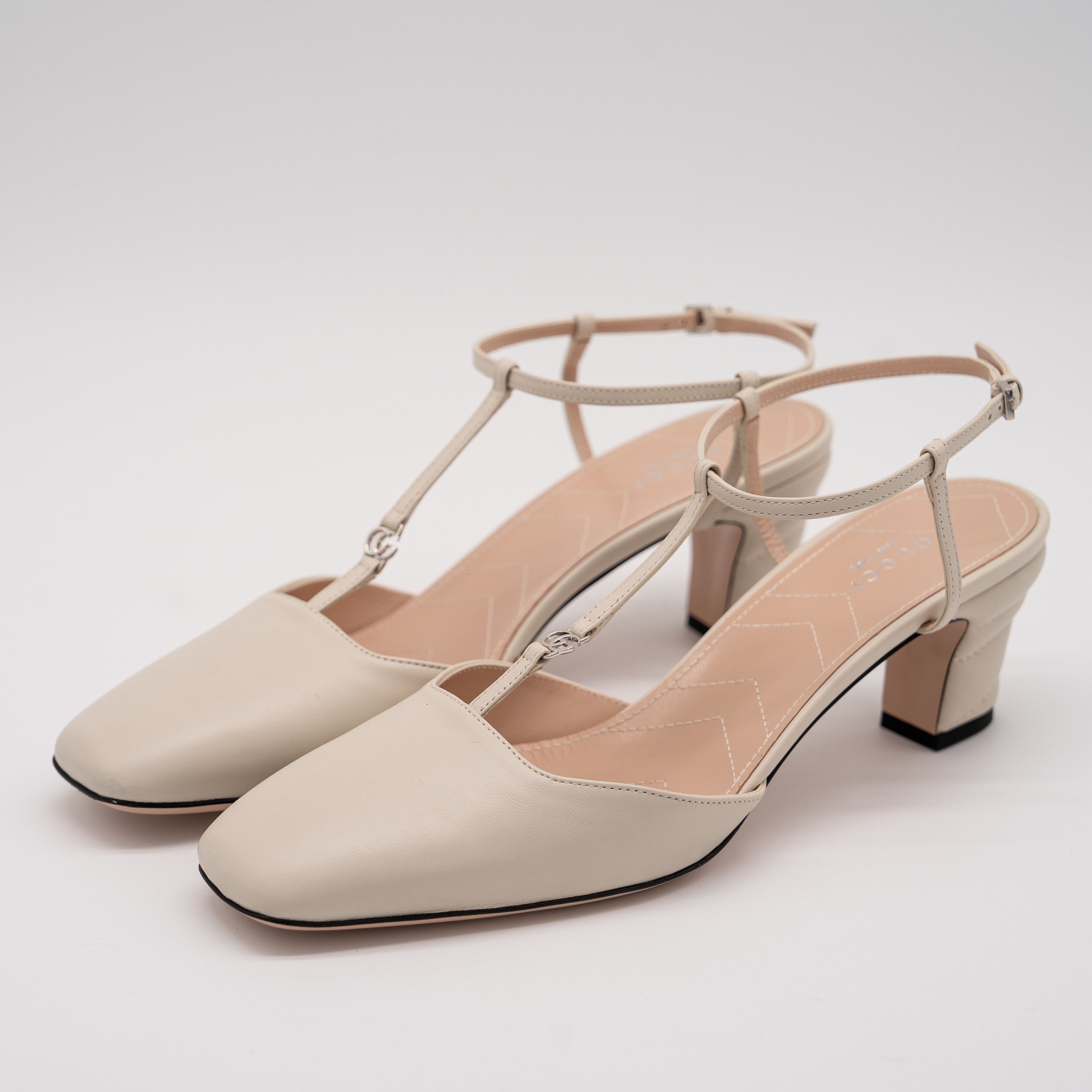 Gucci 40.5G 10.5 US Gucci GG Slingback Pump T-Strap White Size US 10.5 / IT 40.5 - 1 Thumbnail