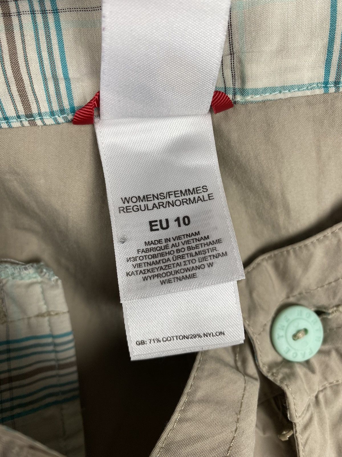 The North Face The North Face Casual Beige Women’s Shorts Size 10 Size 32" / US 10 / IT 46 - 10 Thumbnail