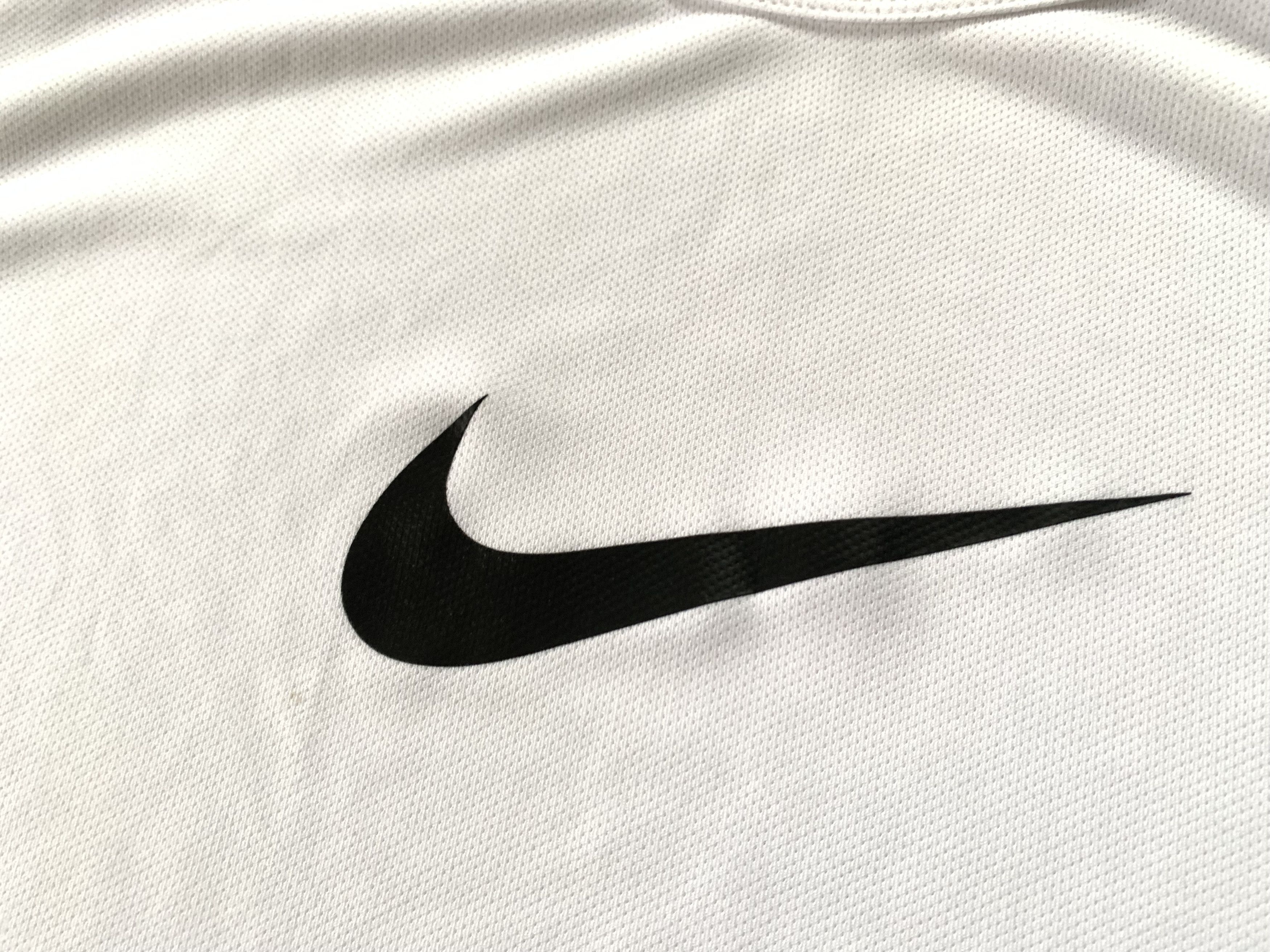 Nike Nike Training Centr Swoosh Sleeveless T Shirt Size US XXL / EU 58 / 5 - 5 Thumbnail