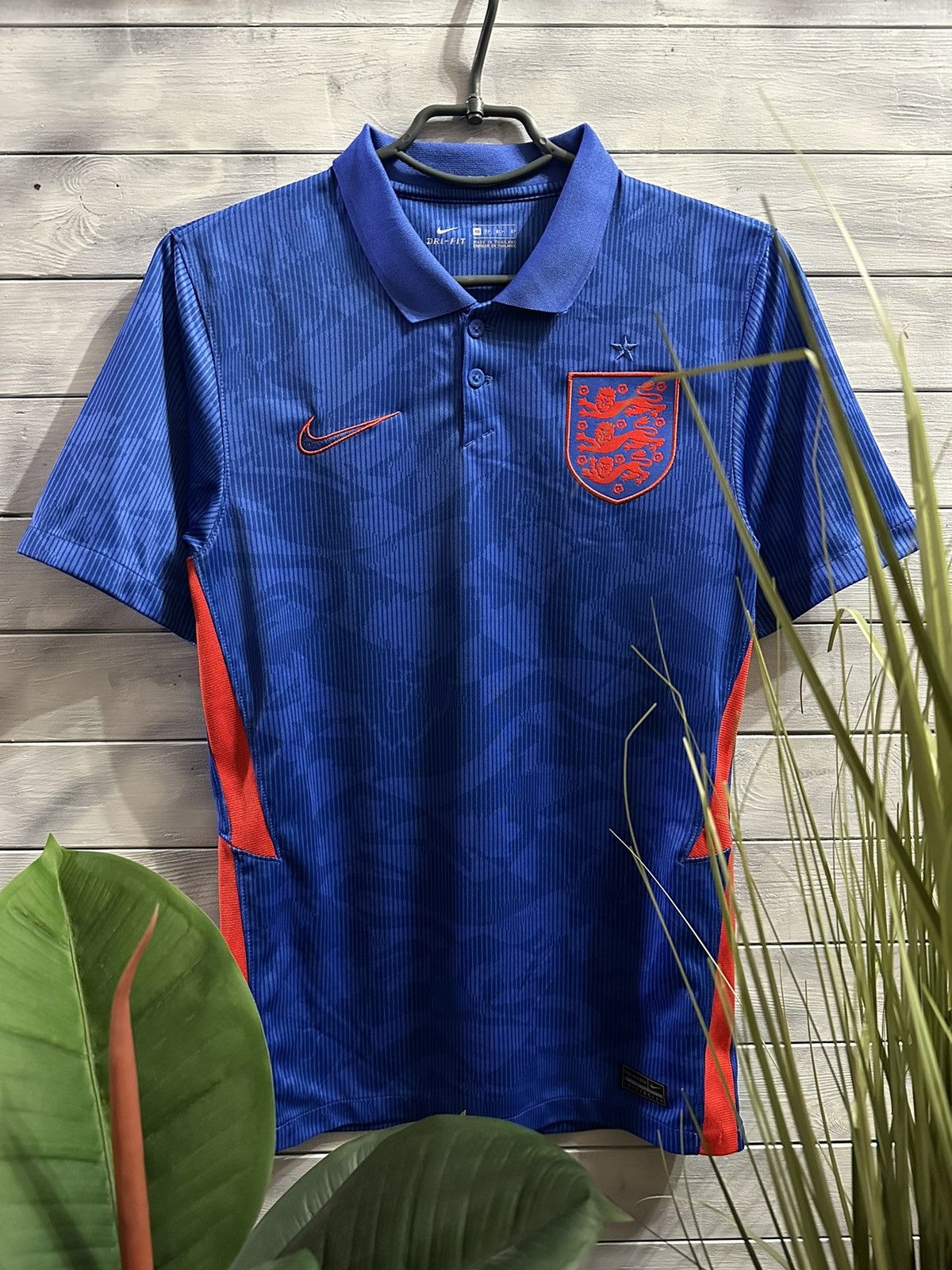 Nike Rare Soccer T-Shirt Nike England Hype Y2K Style. Size US XS / EU 42 / 0 - 1 Thumbnail