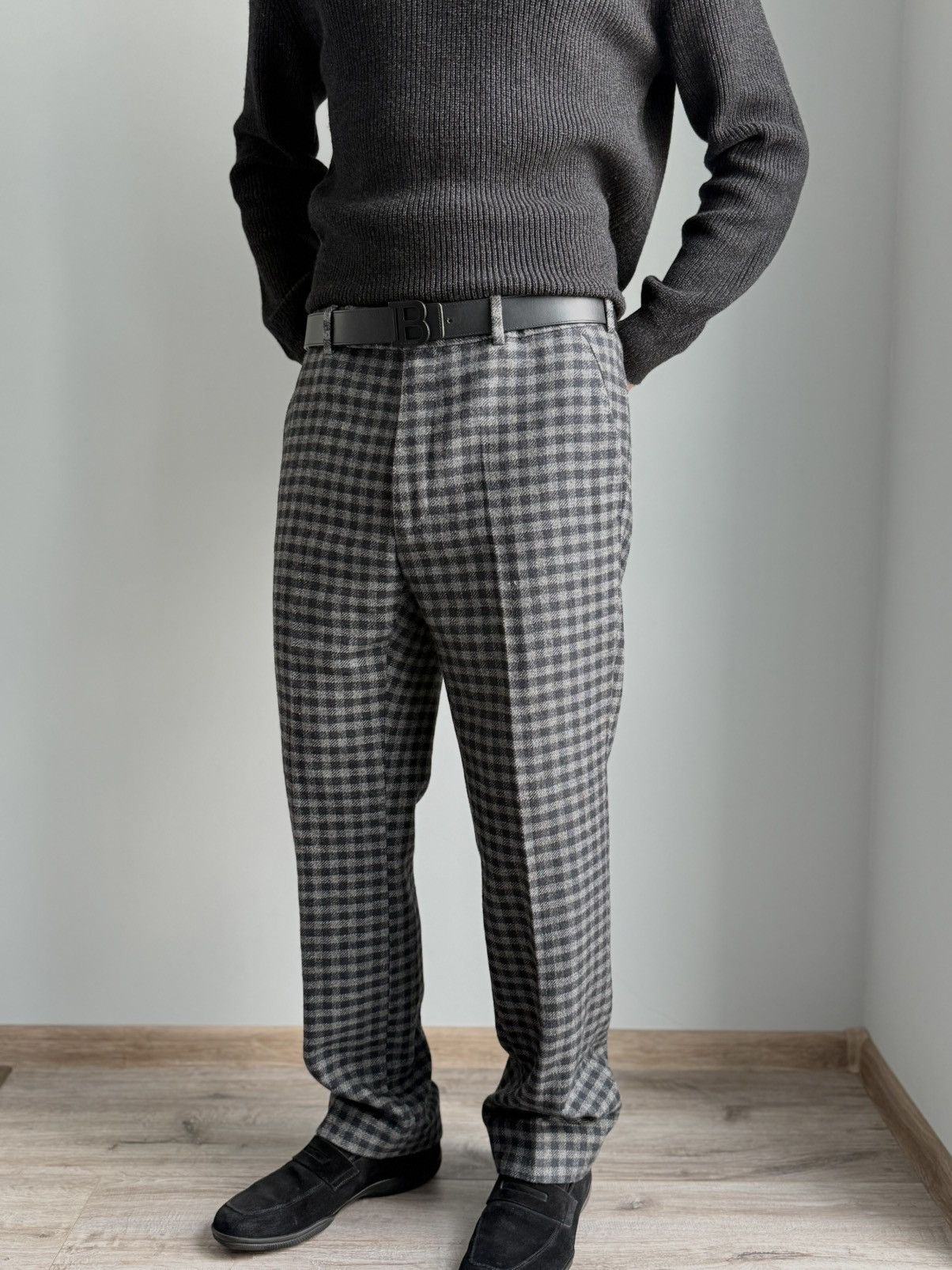 Tom Ford Tom Ford Grey Silk / Wool Tailored Straight Leg Trousers Size US 34 / EU 50 - 2 Thumbnail