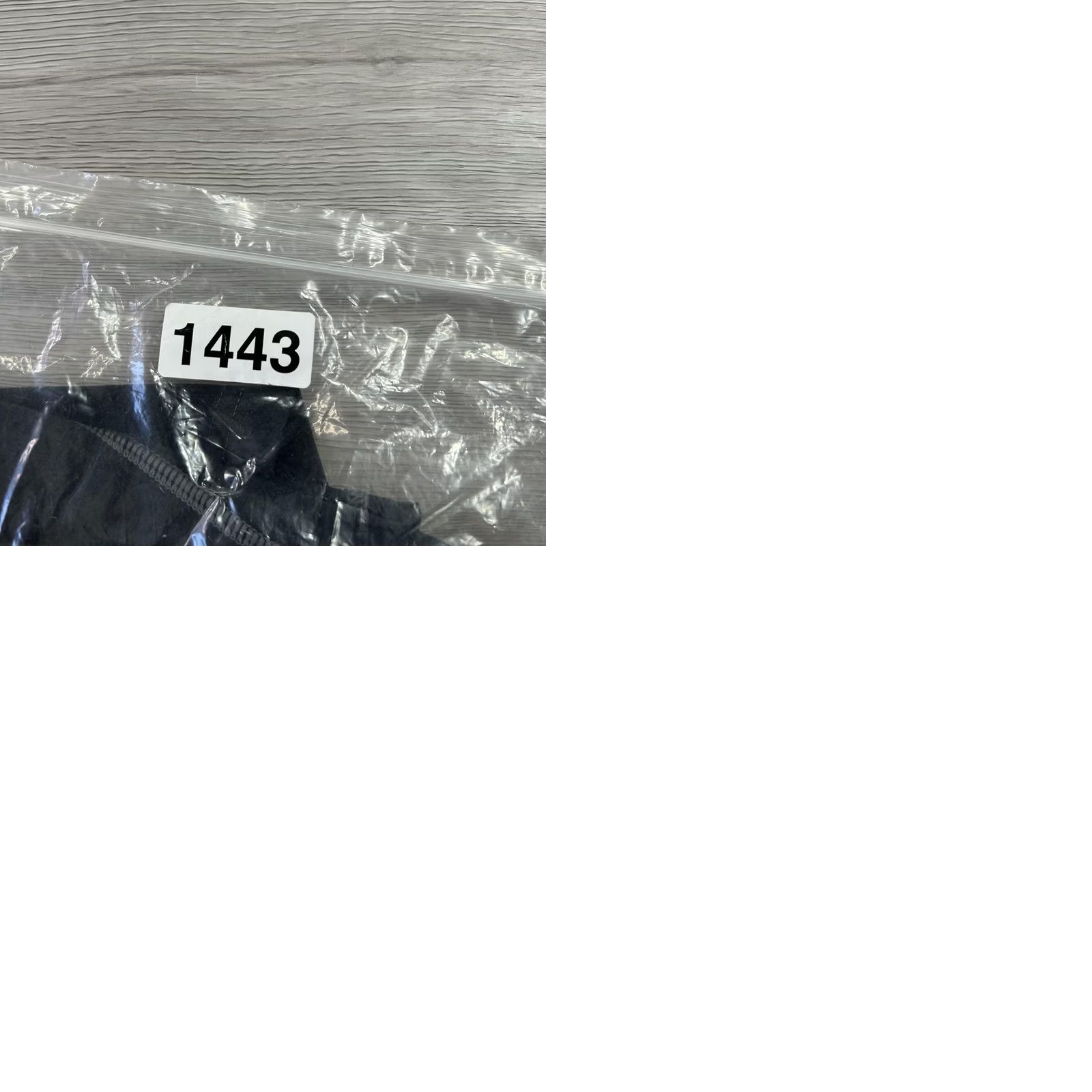 Layer 8 KUIU Peloton 130 Shirt Mens M Gray Raglan Long Sleeve Base Layer Top Hunting Hiking Polyester Crew Neck Tee Tee Size US M / EU 48-50 / 2 - 9 Thumbnail