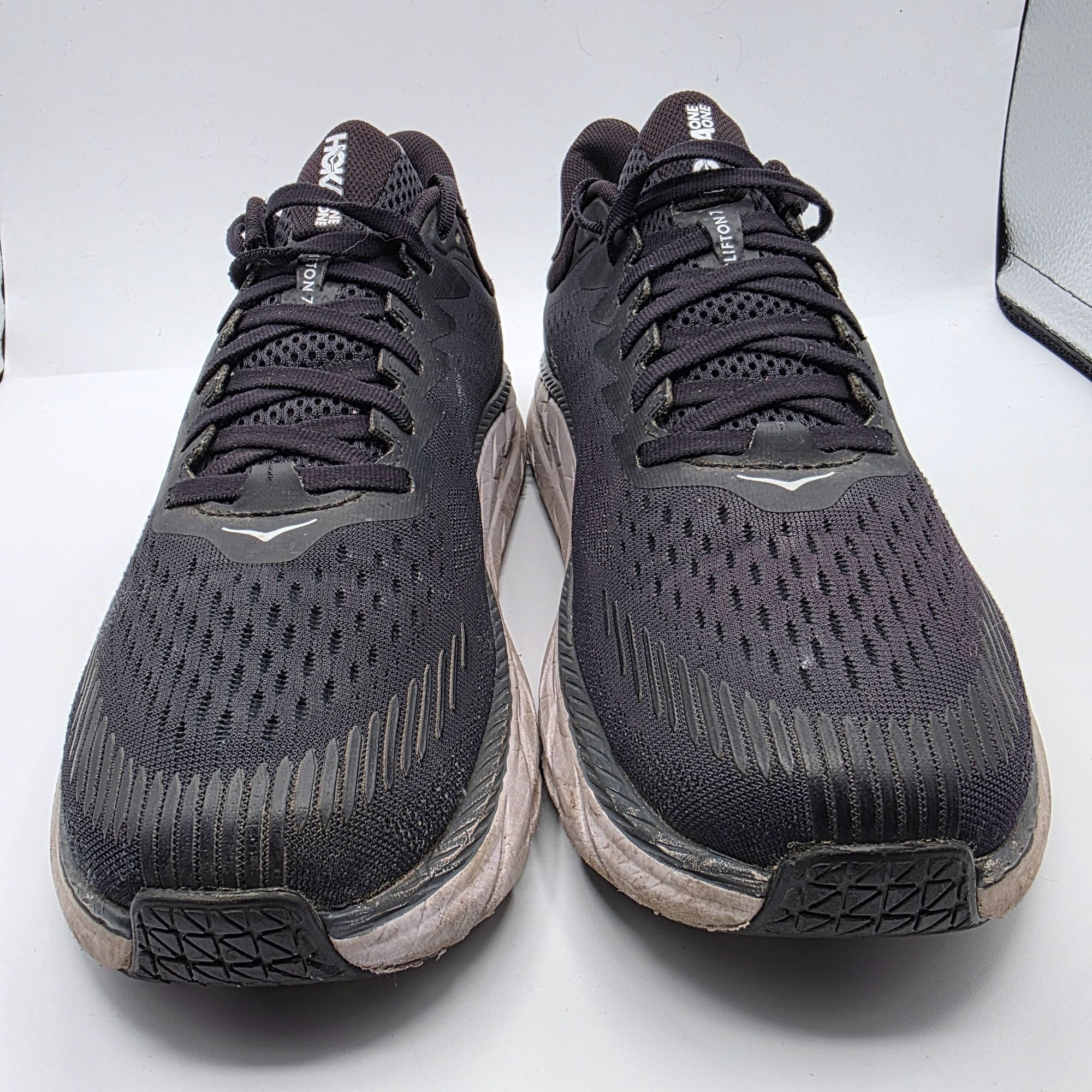 Hoka Hoka One One Clifton 7 Mens Size 10 Black White Athletic Sho Size US 10 / EU 43 - 2 Thumbnail
