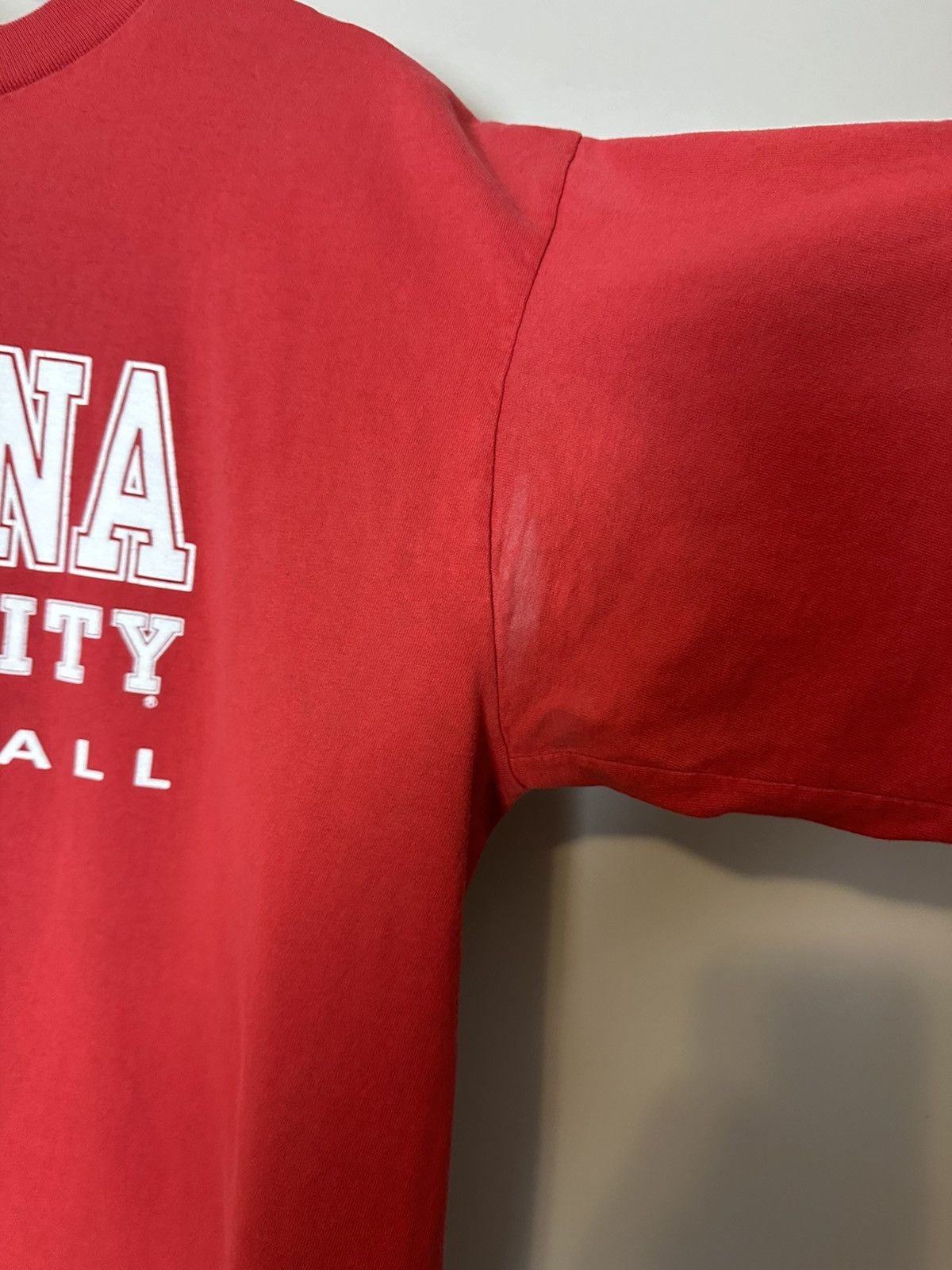 NCAA × Vintage Vintage NCAA Indiana Basketball T-shirt Large Size US L / EU 52-54 / 3 - 9 Thumbnail