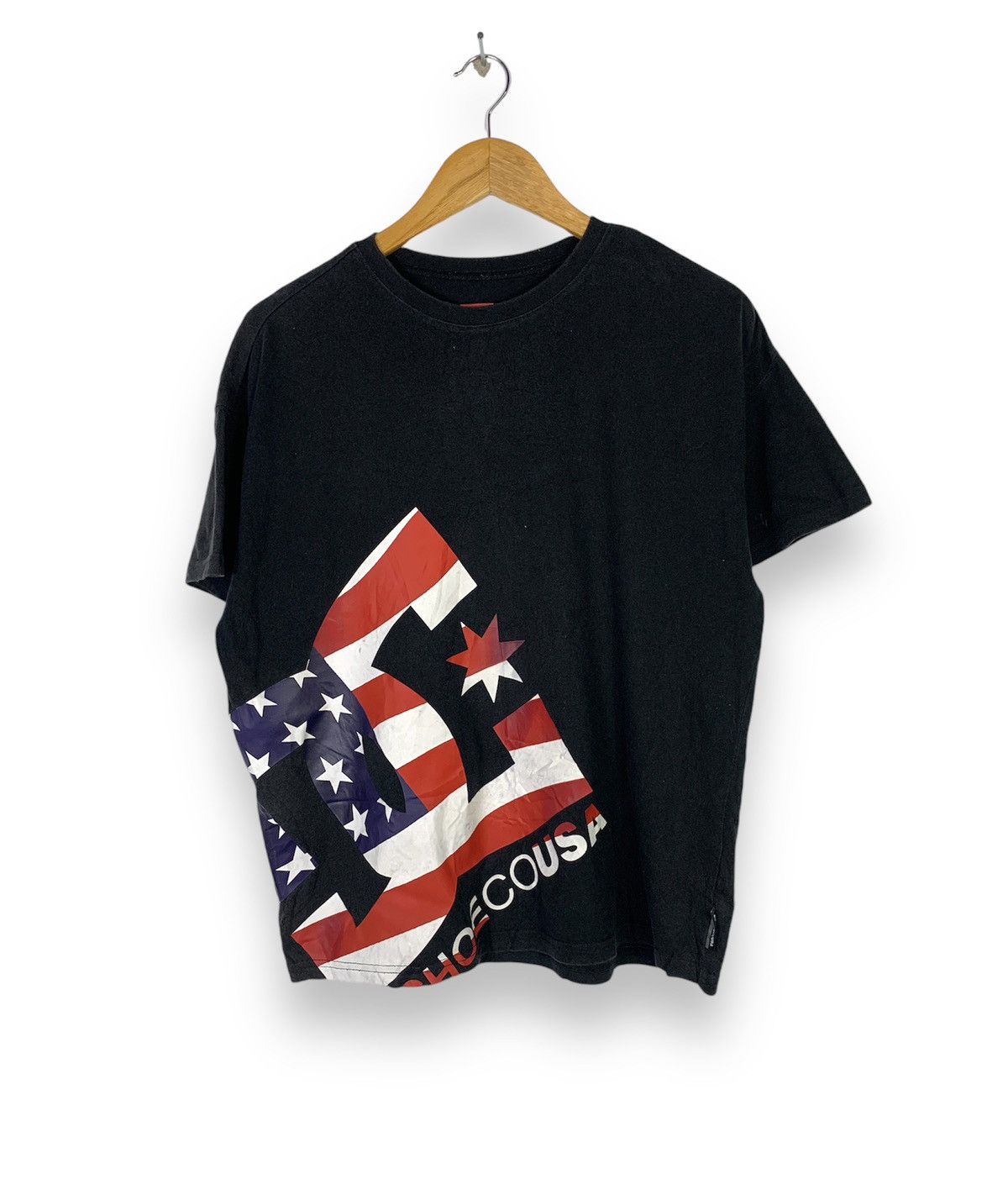 Designer × Vintage Authentic Dcshoecousa Tshirt Size US M / EU 48-50 / 2 - 1 Thumbnail