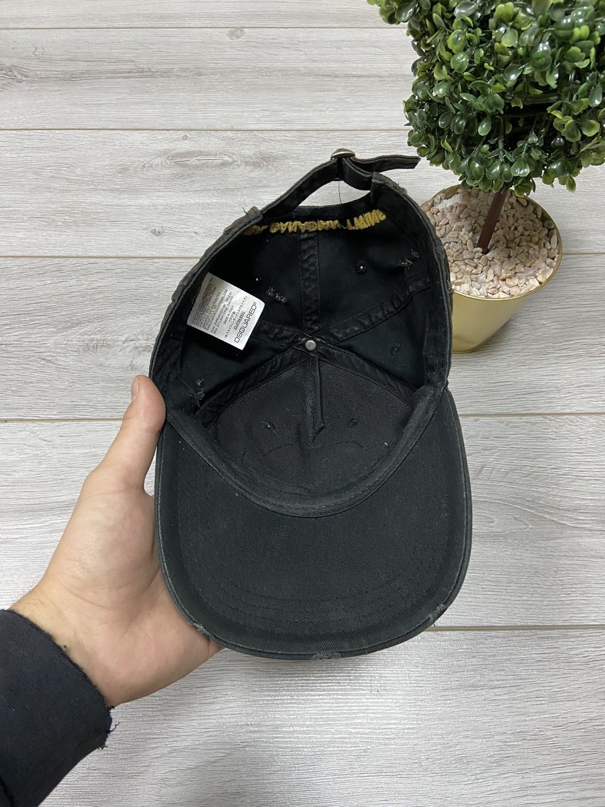 Dsquared2 Dsquared2 Canada 🍁 wild free painted fade Italy cap Size ONE SIZE - 6 Thumbnail