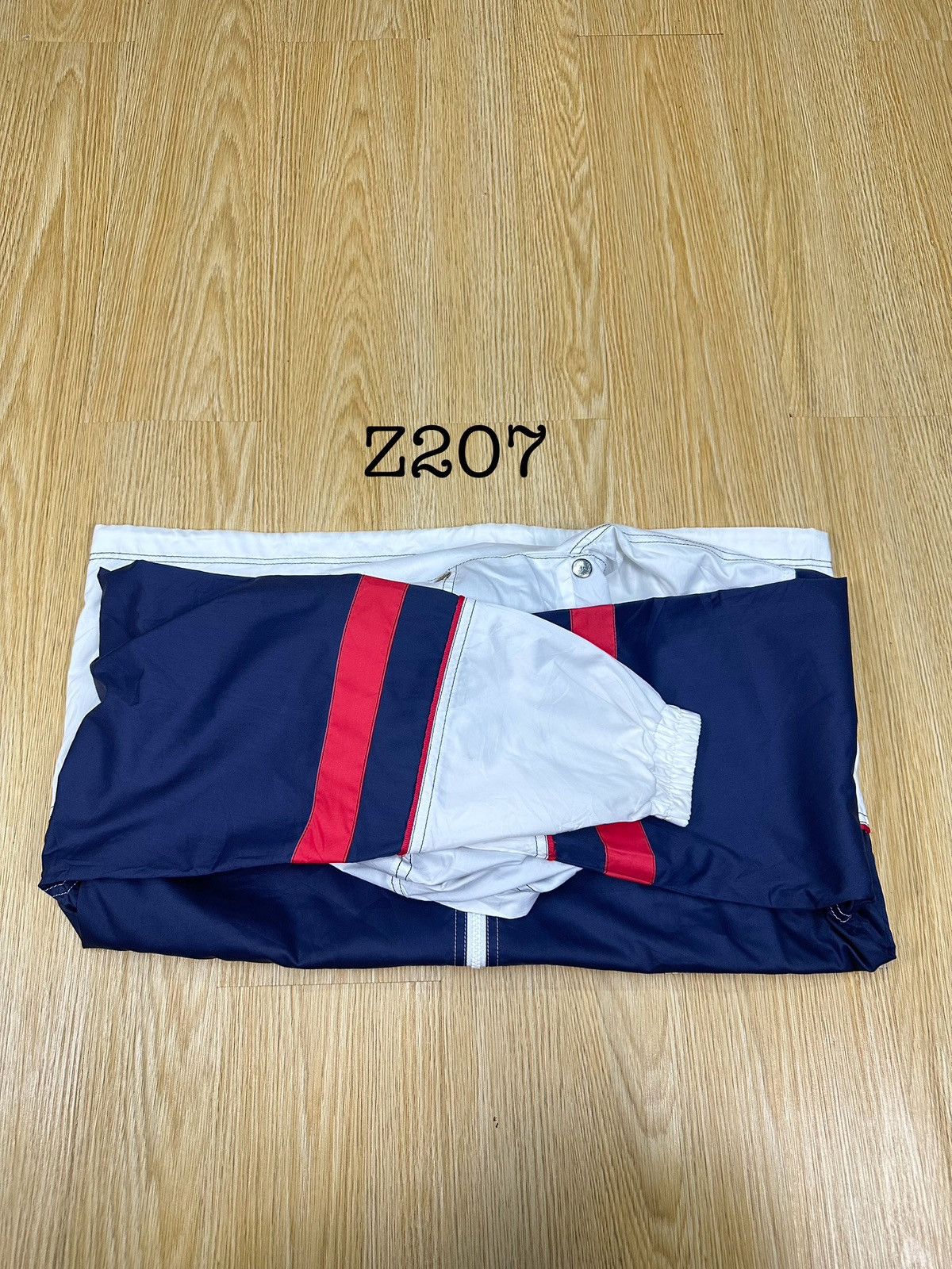 Courreges Courreges Nylon Windbreaker Vintage Jacket Z207 Size US L / EU 52-54 / 3 - 16 Thumbnail