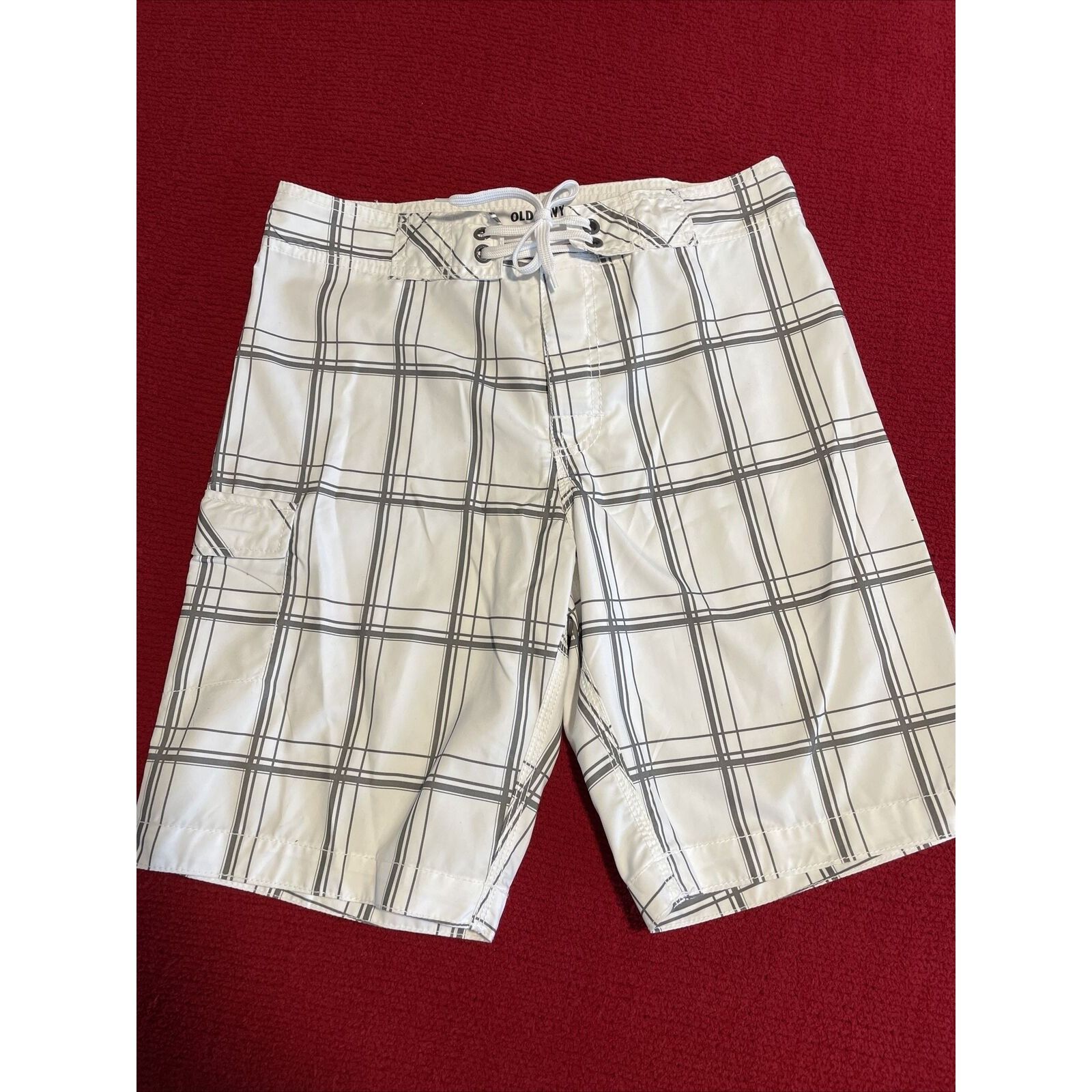 Old Navy Old Navy board shorts, gray and white, Size medium Size 30" / US 8 / IT 44 - 1 Thumbnail