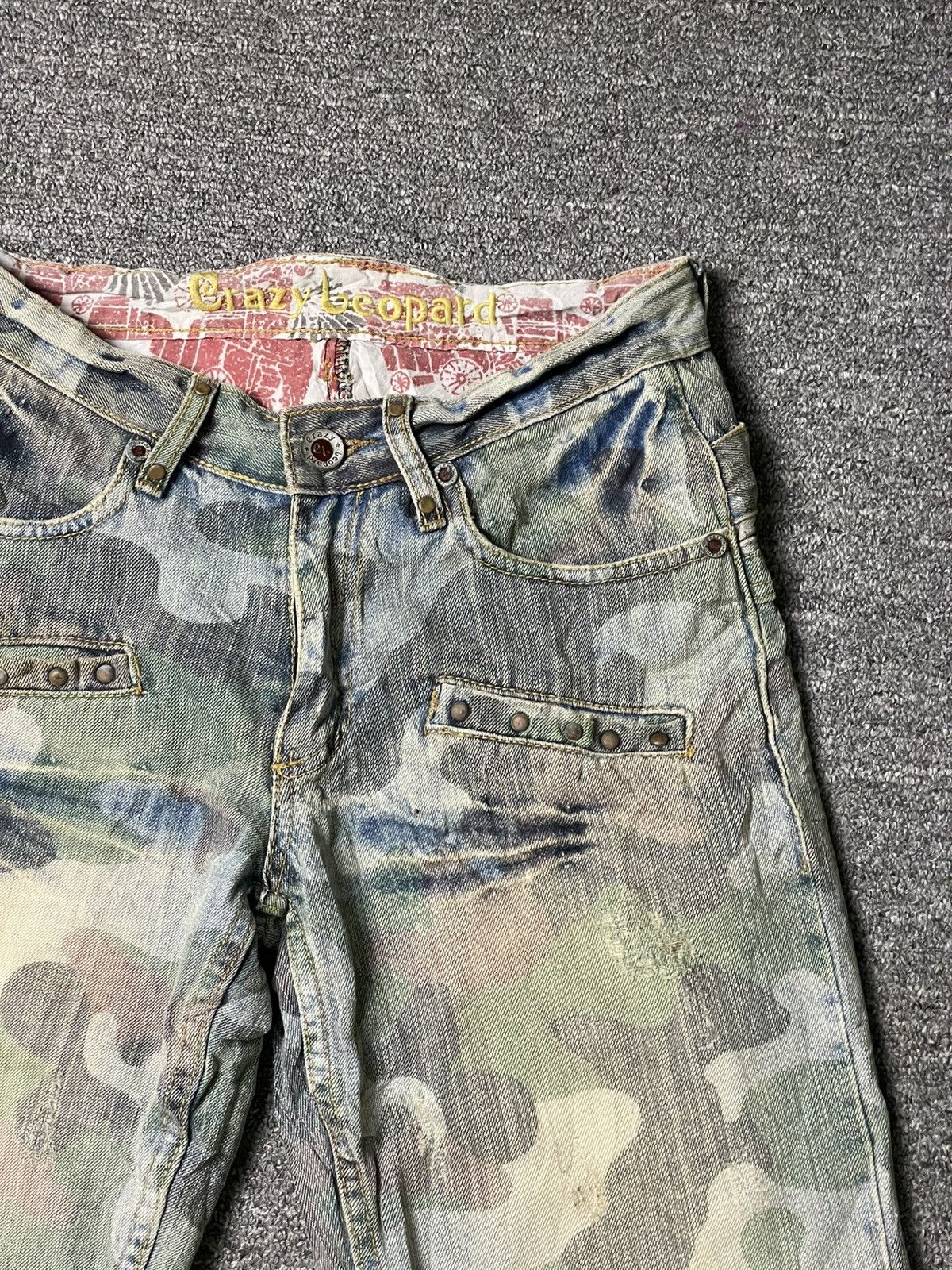 Japanese Brand × Vintage Vintage CRAZY LEOPARD Denim Shorts (95) Size US 28 / EU 44 - 5 Thumbnail