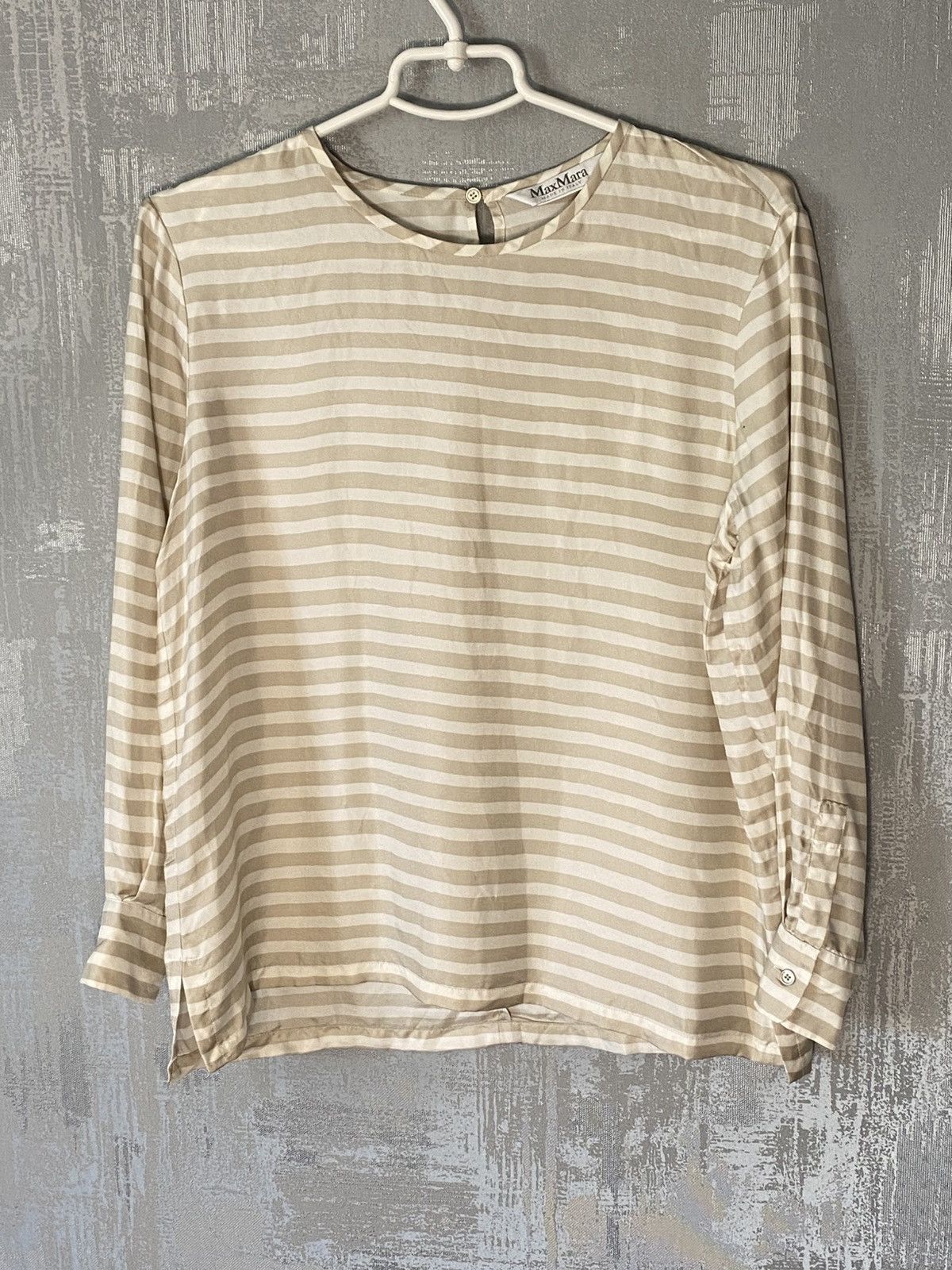 Max Mara Vintage Max Mara Silk Blues Shirt Italian Designed Size S-M Size S / US 4 / IT 40 - 1 Thumbnail