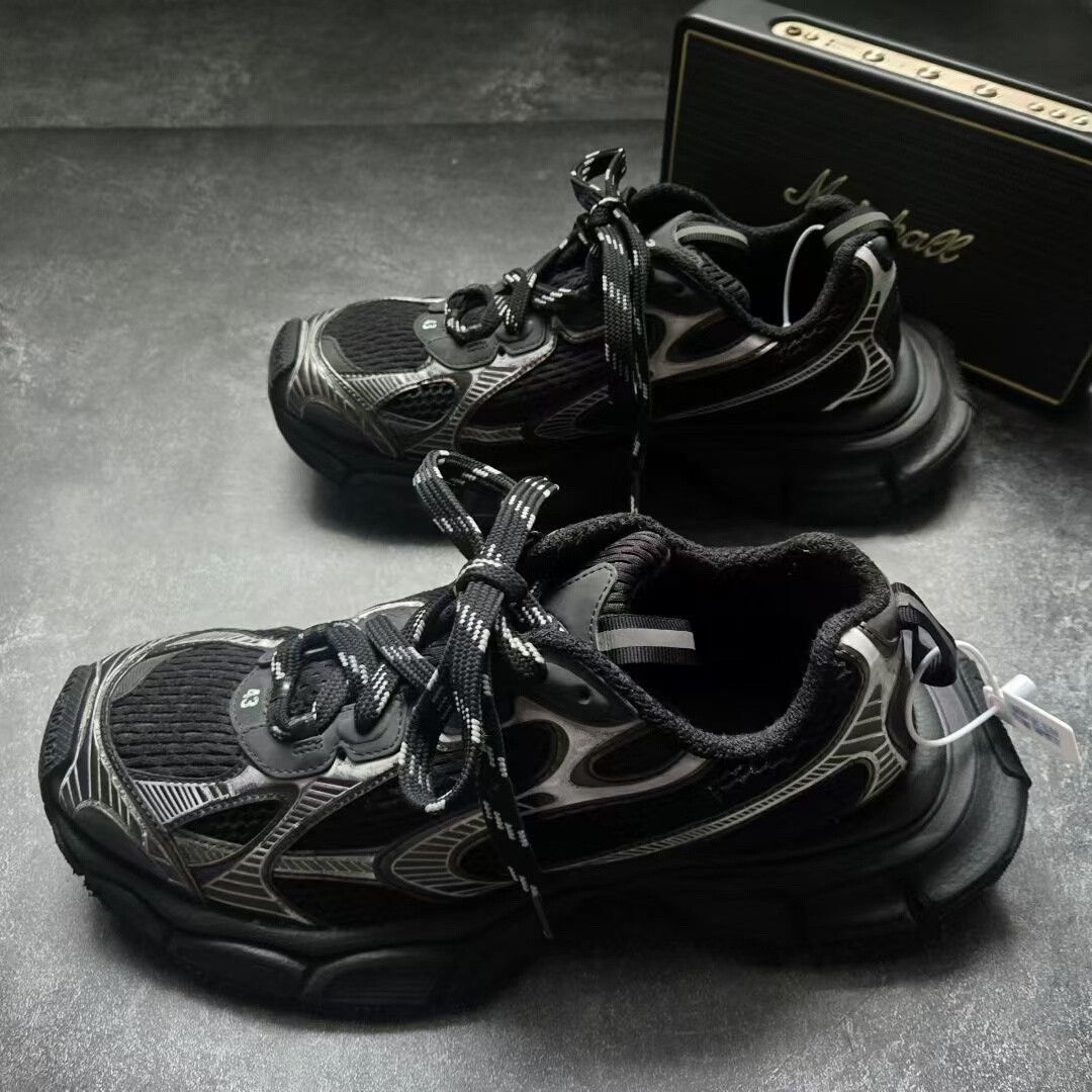 Balenciaga Balenciaga Multi Lowtop Sneakers XXXL Men Size US 10 / EU 43 - 1 Thumbnail