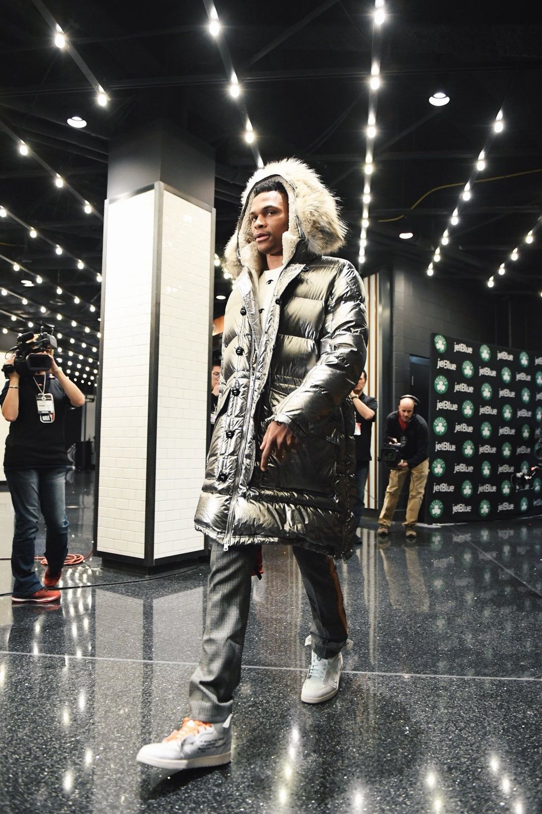 Moncler MONCLER Inuit Down Jacket Coat size 0 fits S Size US S / EU 44-46 / 1 - 19 Thumbnail