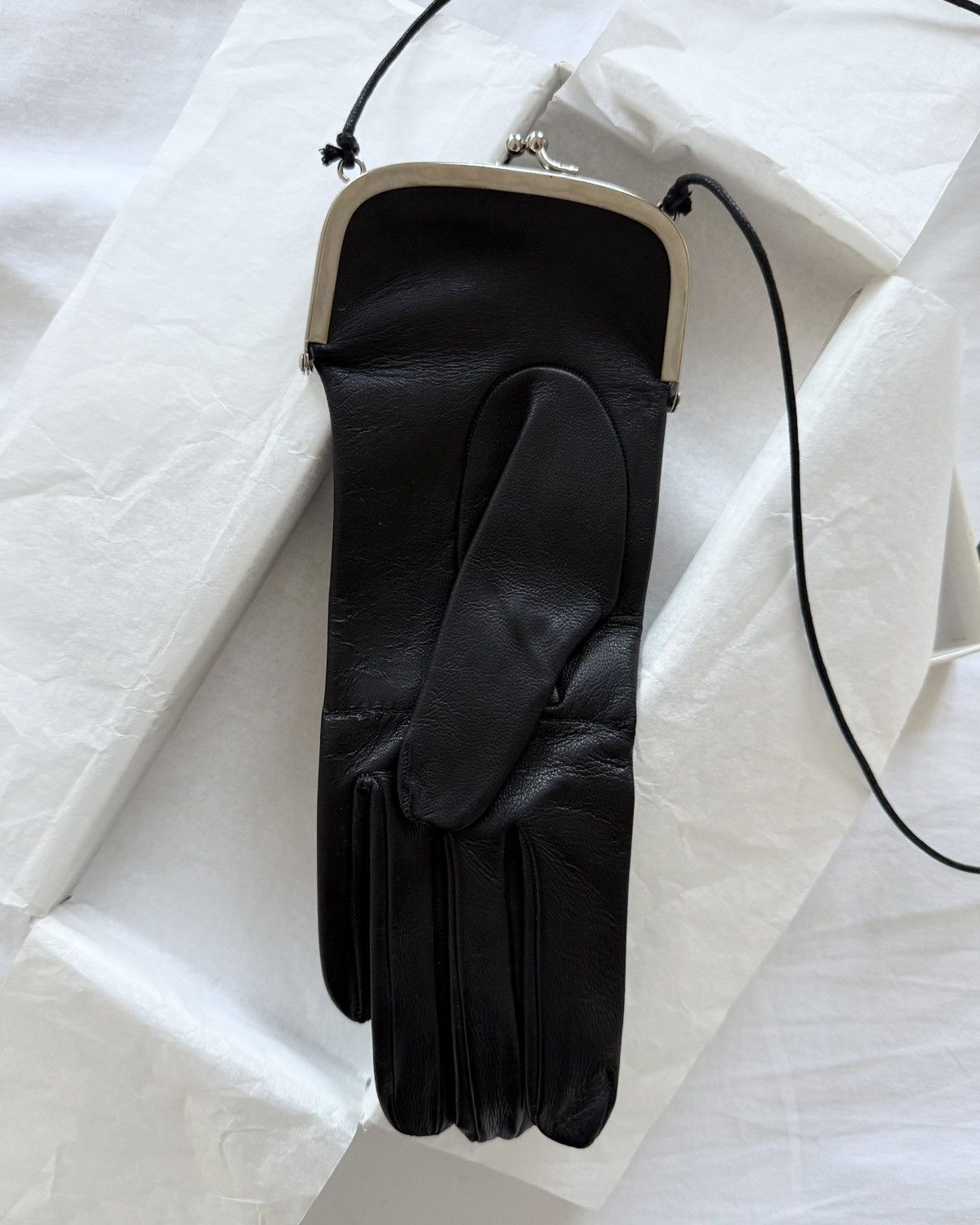 Maison Margiela AW1998 Artisanal Leather Glove Coin Purse Bag Size ONE SIZE - 1 Thumbnail