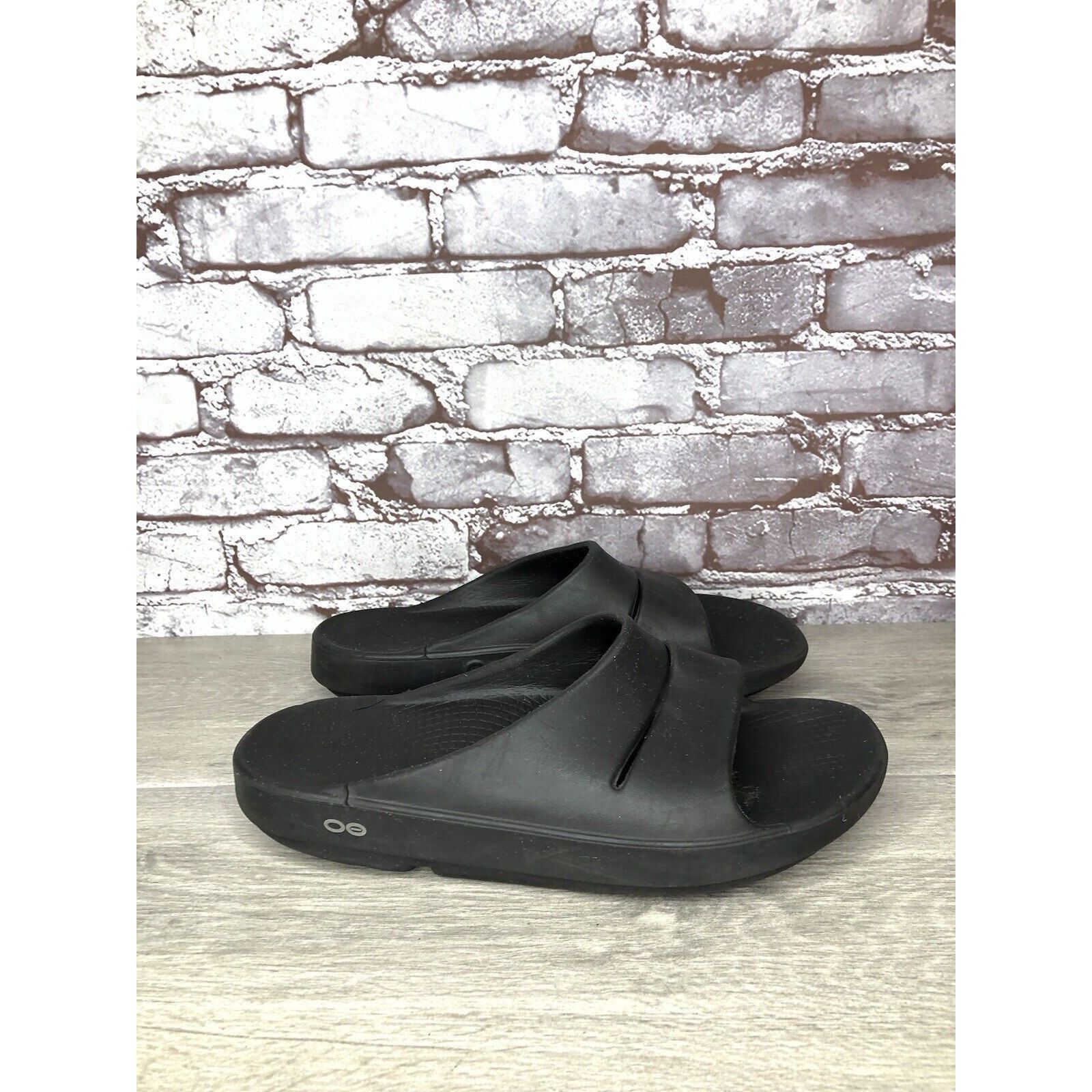Other OOFOS Black Rubber Lightweight Recovery Slides Sandals Women Size US 10 / IT 40 - 3 Thumbnail