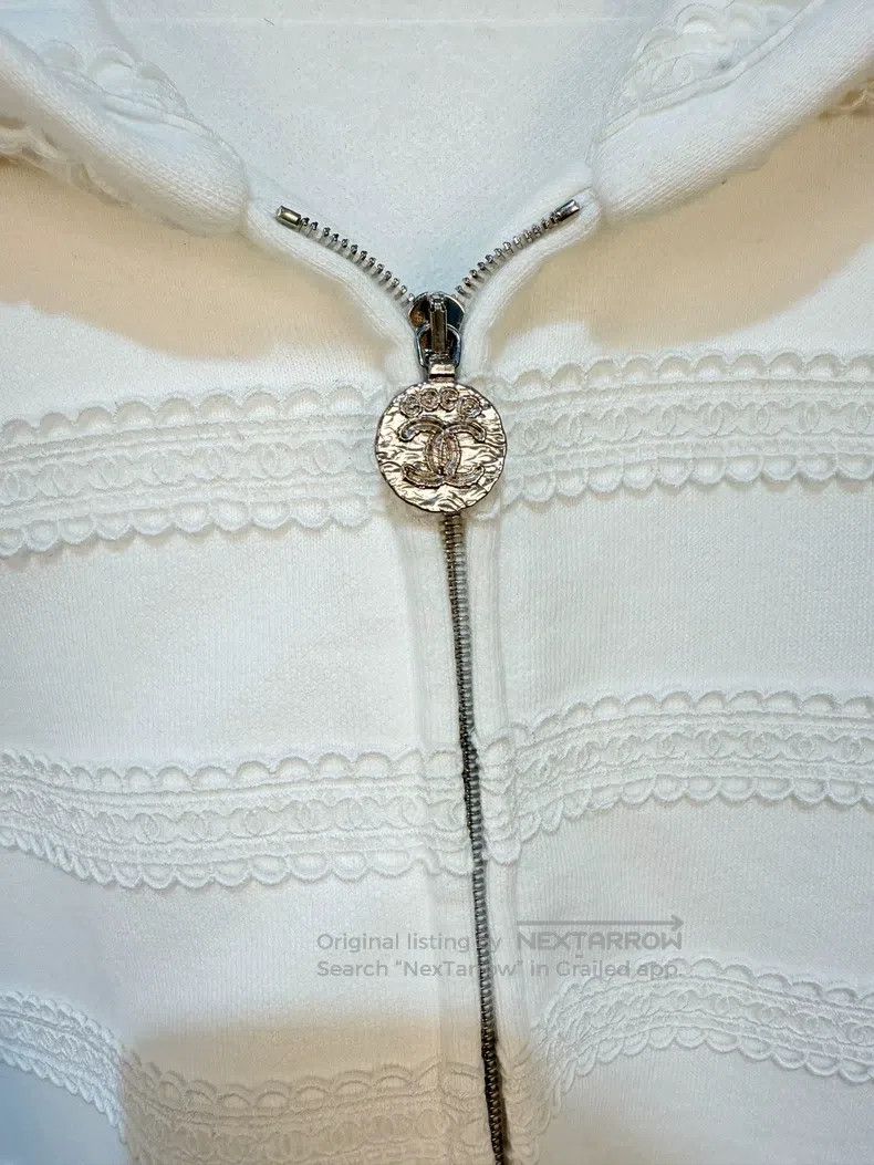 Chanel Chanel Size50 24m full logo white casual jacket Size M / US 6-8 / IT 42-44 - 3 Thumbnail