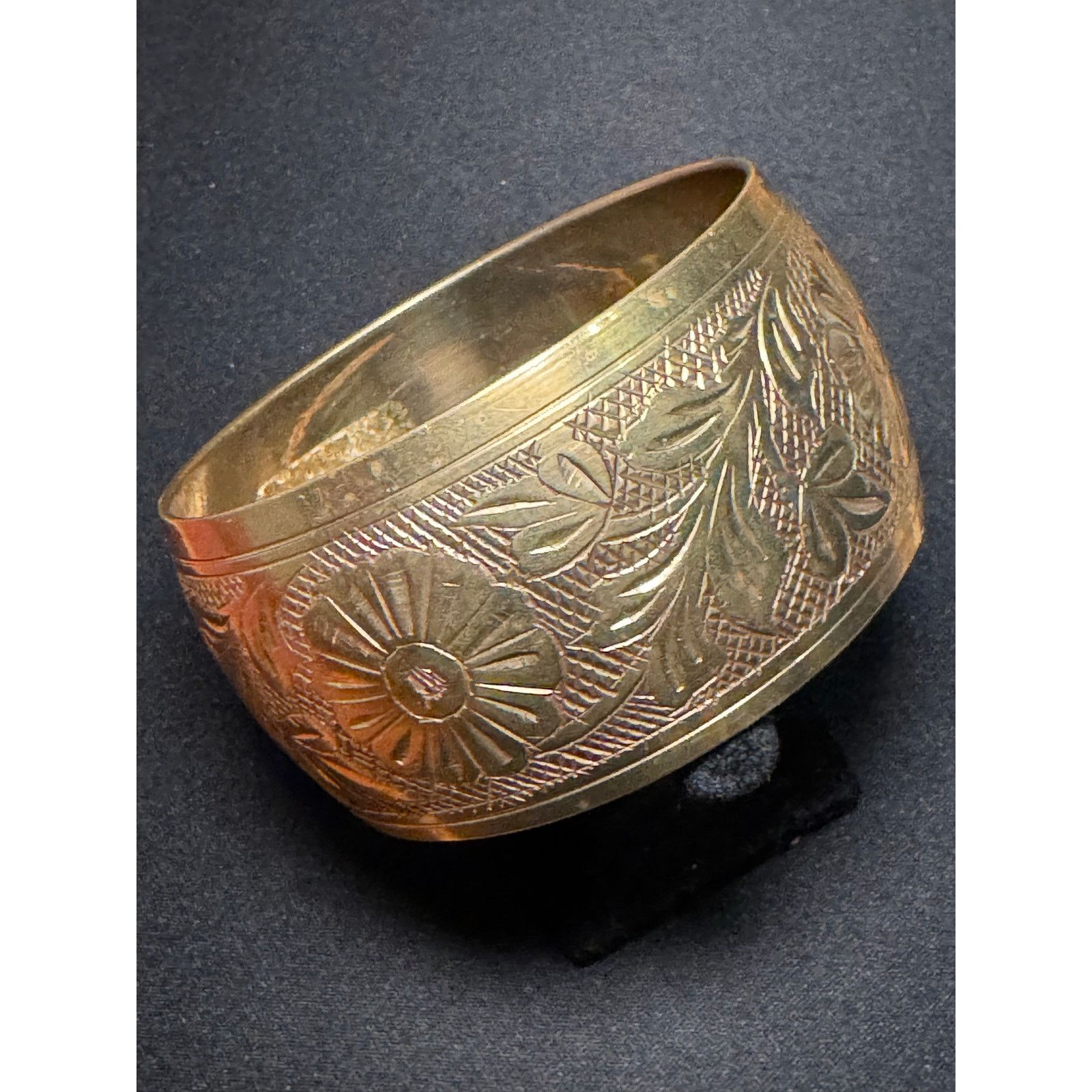 Other Brass Cuff Bracelet Intricate Flower Design 8.5in Size ONE SIZE - 5 Thumbnail