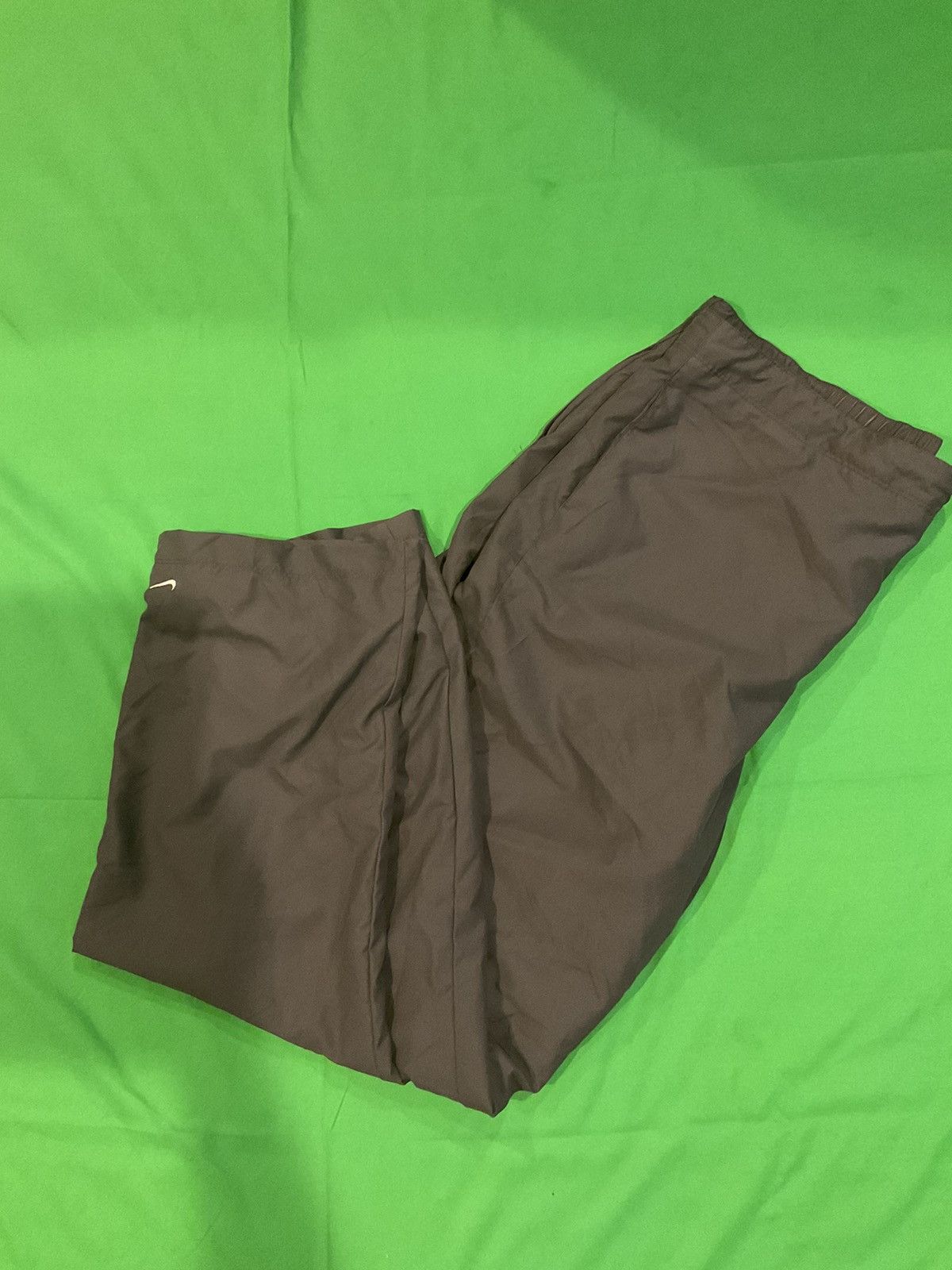 Nike × Vintage Vintage Nike grey jogging bottoms Size 34" / US 12 / IT 48 - 1 Thumbnail