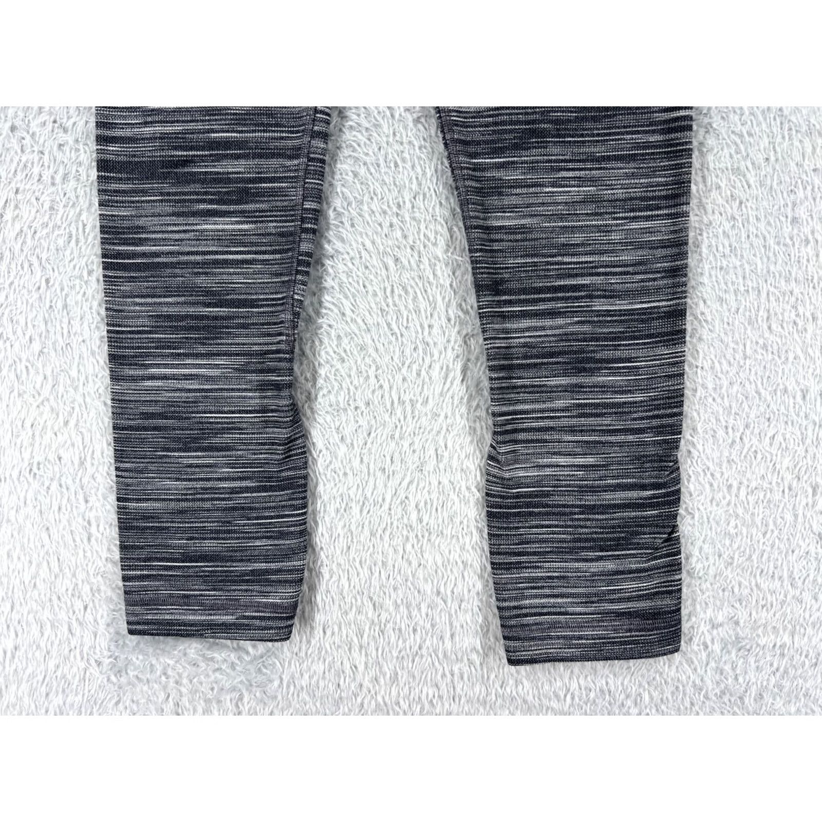 Lululemon Lululemon Align Pants Womens 4 Gray Cropped 21" Inseam Nulu Cross Waist Pockets - 4 Regular Olive? Size 27" / US 4 / IT 40 - 2 Thumbnail