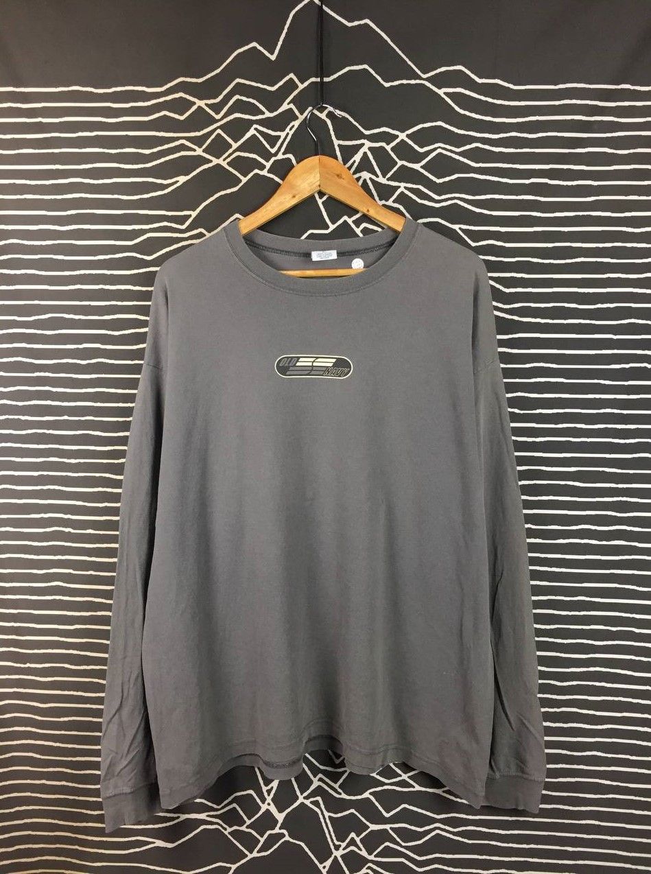Old Navy Vtg Old Navy Pill Logo Y2K Tech Long Sleeve Tee Size US XL / EU 56 / 4 - 2 Thumbnail