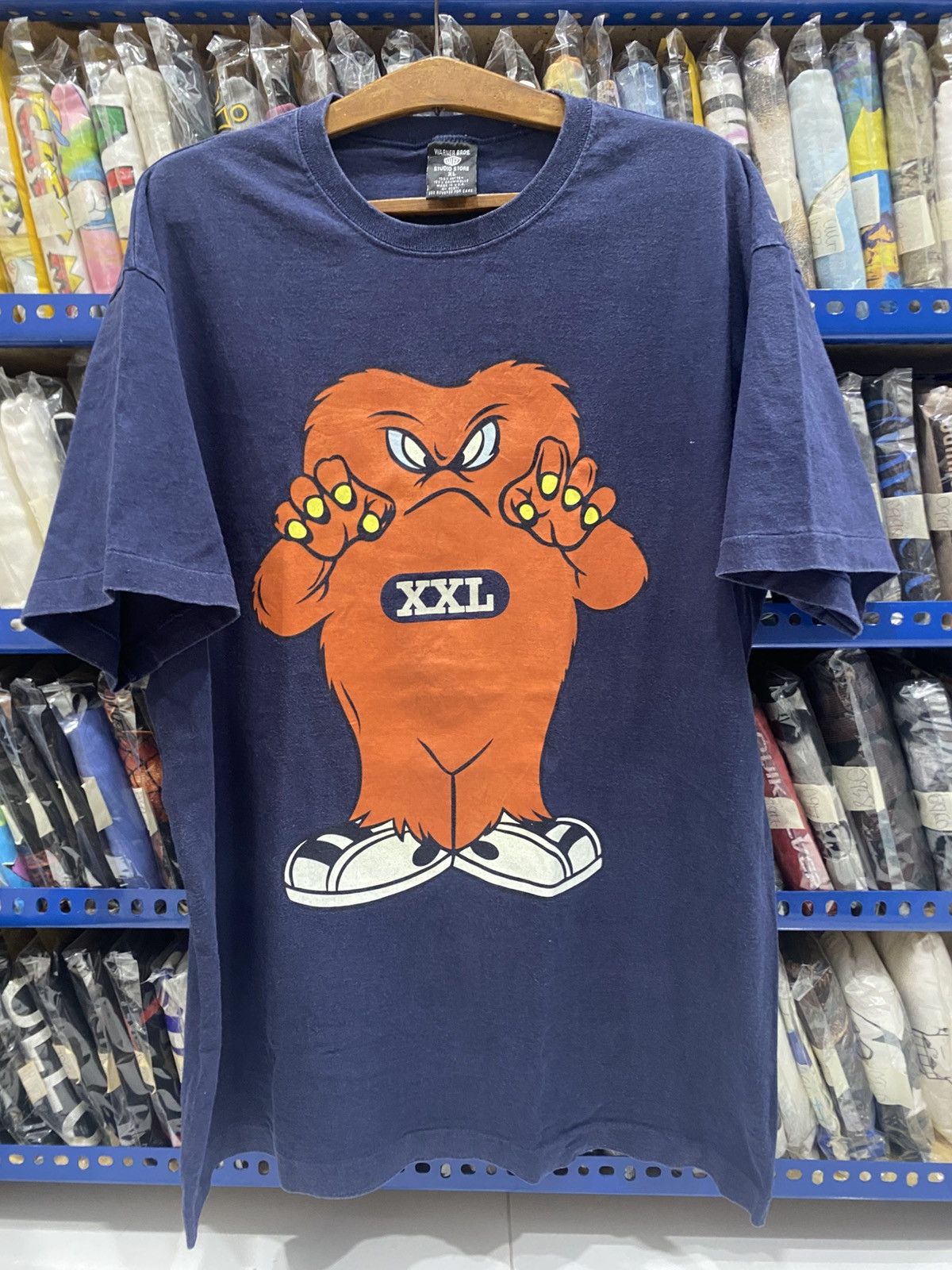 Warner Bros VINTAGE XXL MONSTER WARNER BROS TEES Size US XL / EU 56 / 4 - 1 Thumbnail