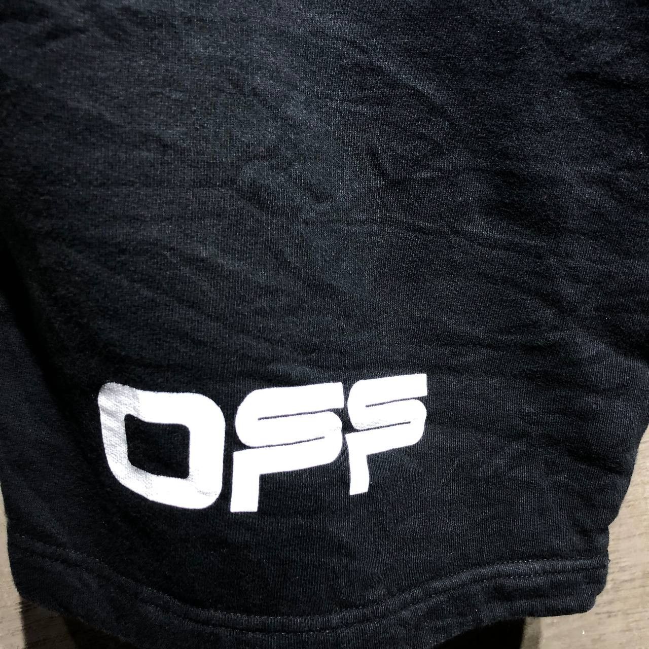Off-White Off-White Wavy Logo sweatshorts Size US 36 / EU 52 - 7 Thumbnail