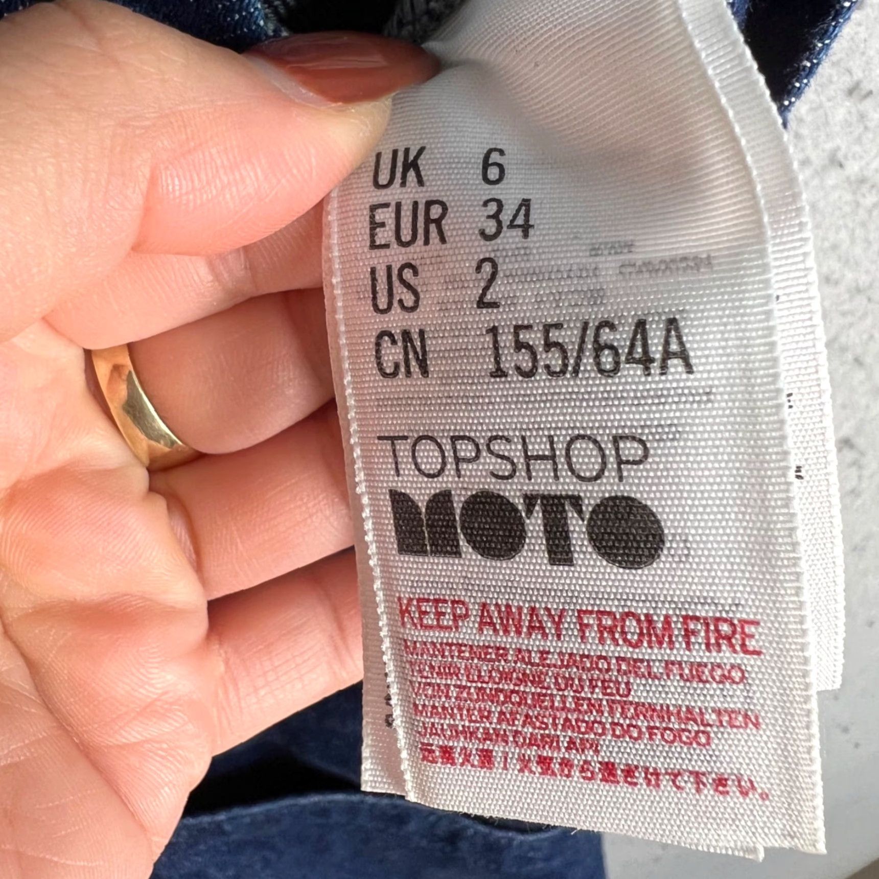Topshop Topshop Denim Romper Womens Size 2 Sleeveless Tie-Strap 100% Cotton Blue Vintage No N/A Size 26" / US 2 / IT 38 - 3 Thumbnail